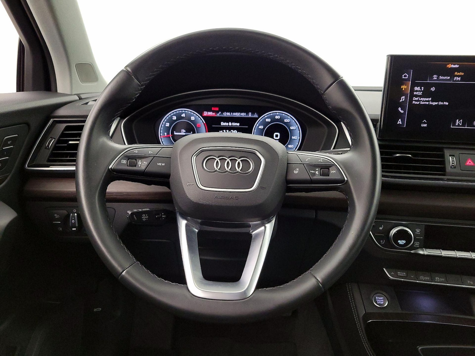 2023 Audi Q5 Premium Plus - Photo 11