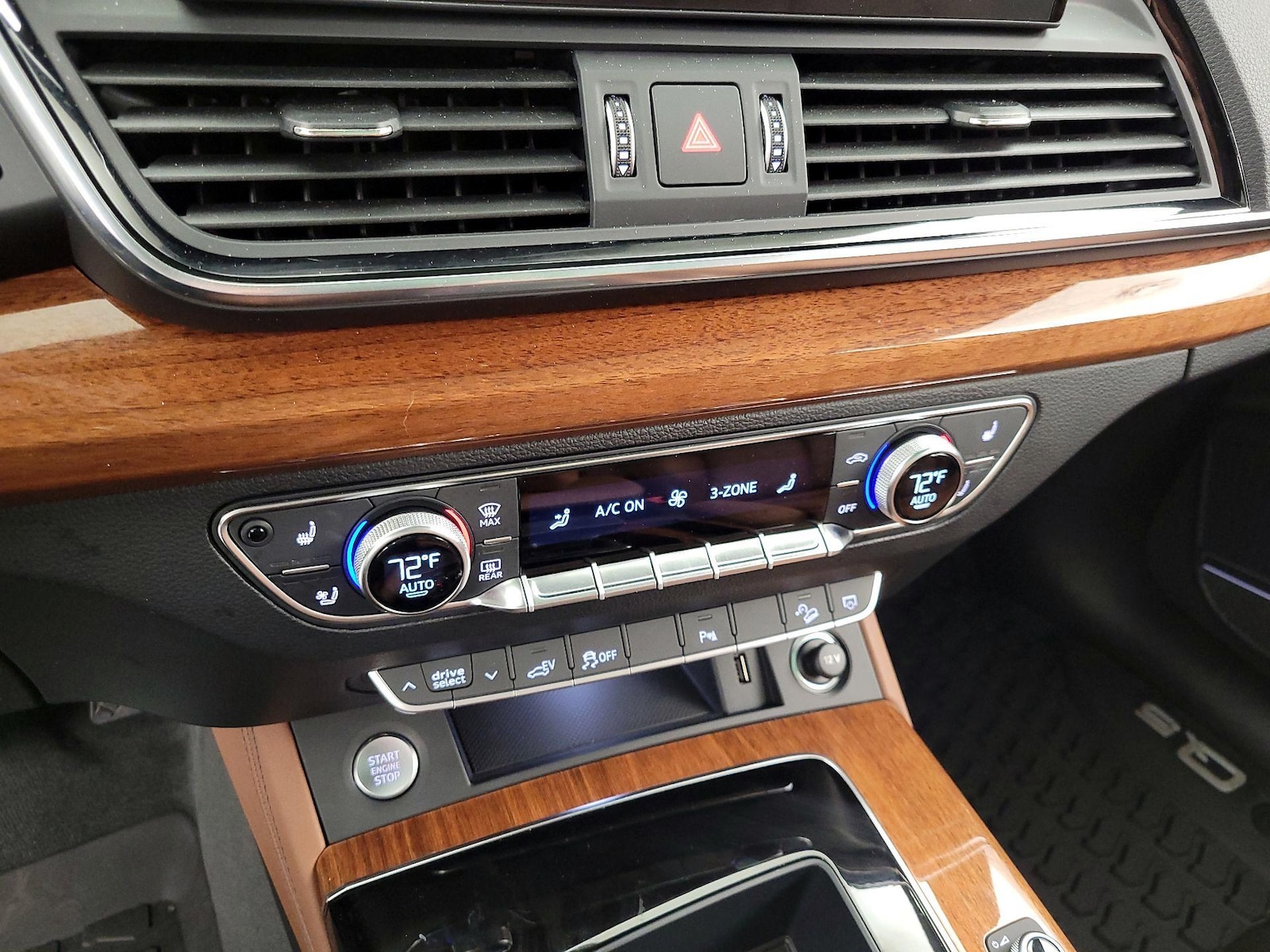 2023 Audi Q5 Premium Plus - Photo 18