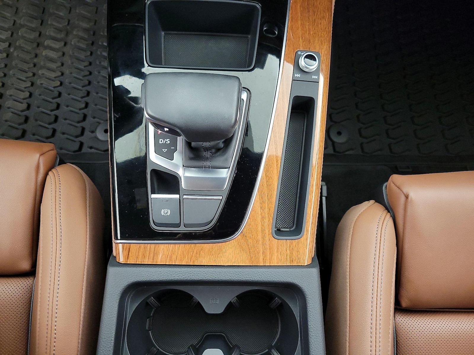 2023 Audi Q5 Premium Plus - Photo 19