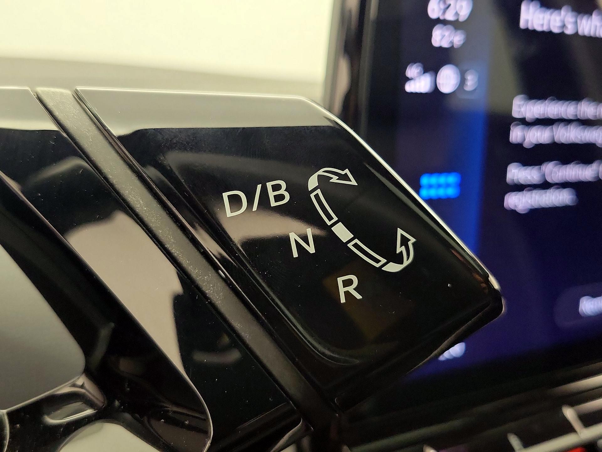 Thumbnail: 2023 Volkswagen ID.4 - 18