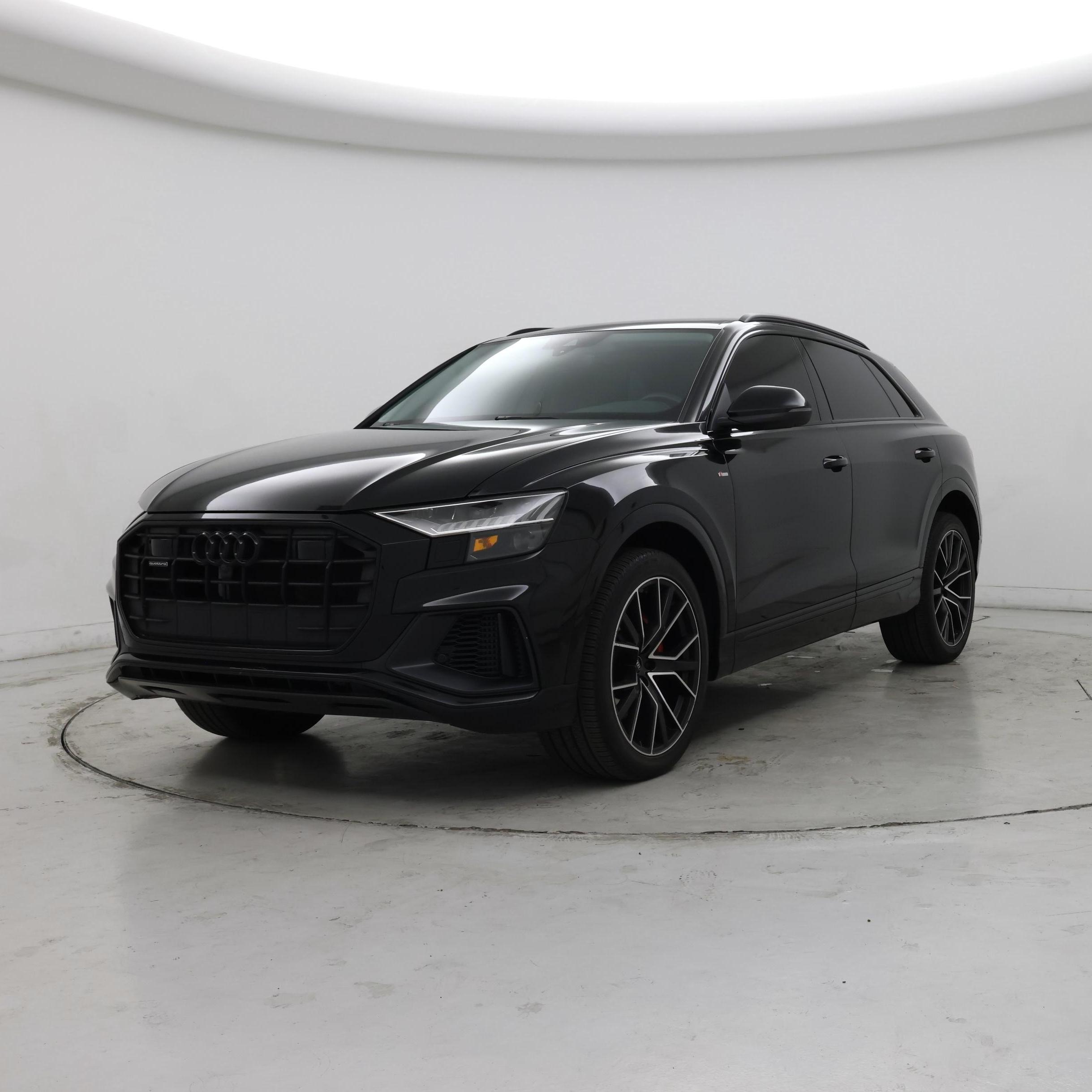 Thumbnail: 2023 Audi Q8 - 4