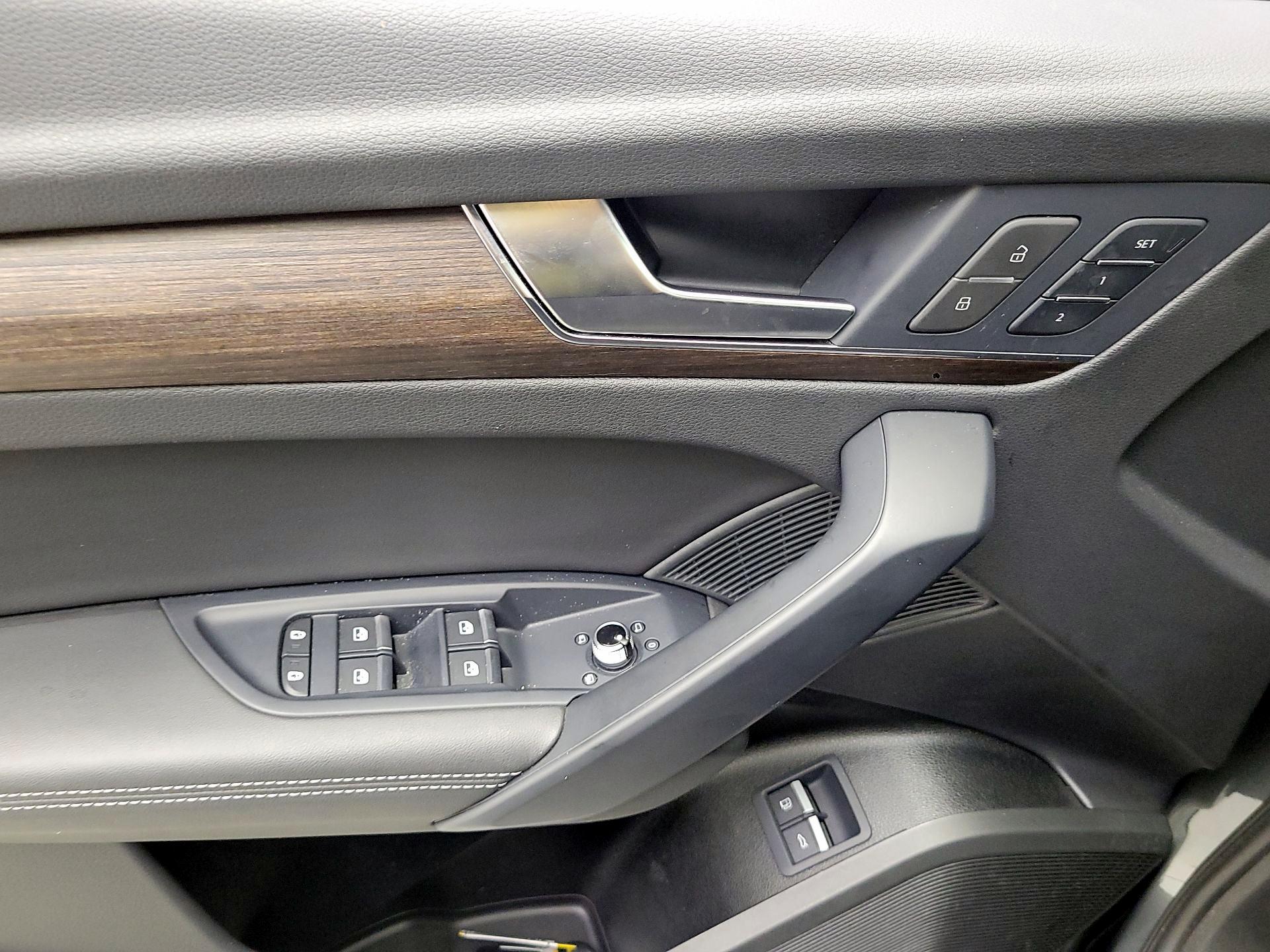 Thumbnail: 2024 Audi Q5 - 12