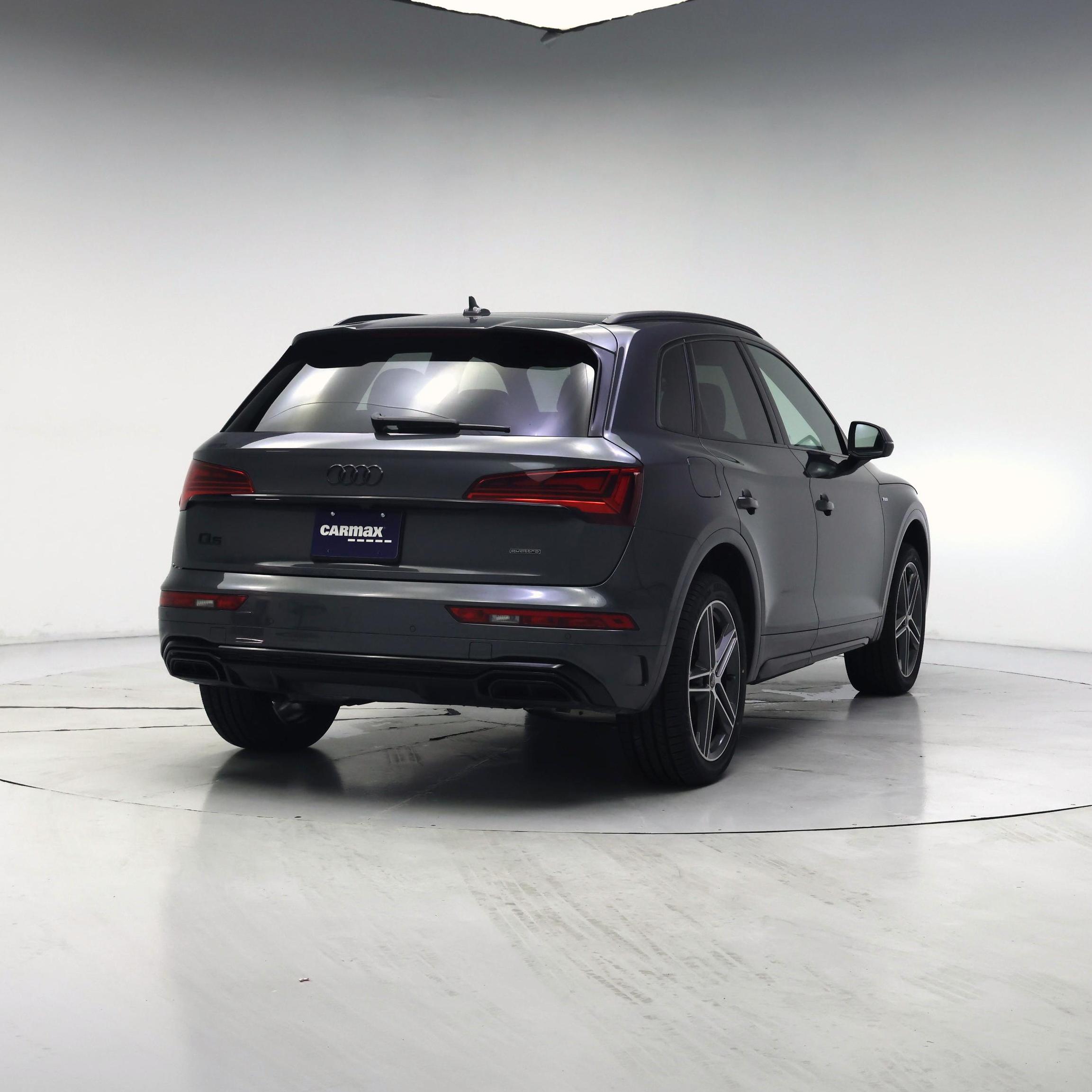 Thumbnail: 2024 Audi Q5 - 8