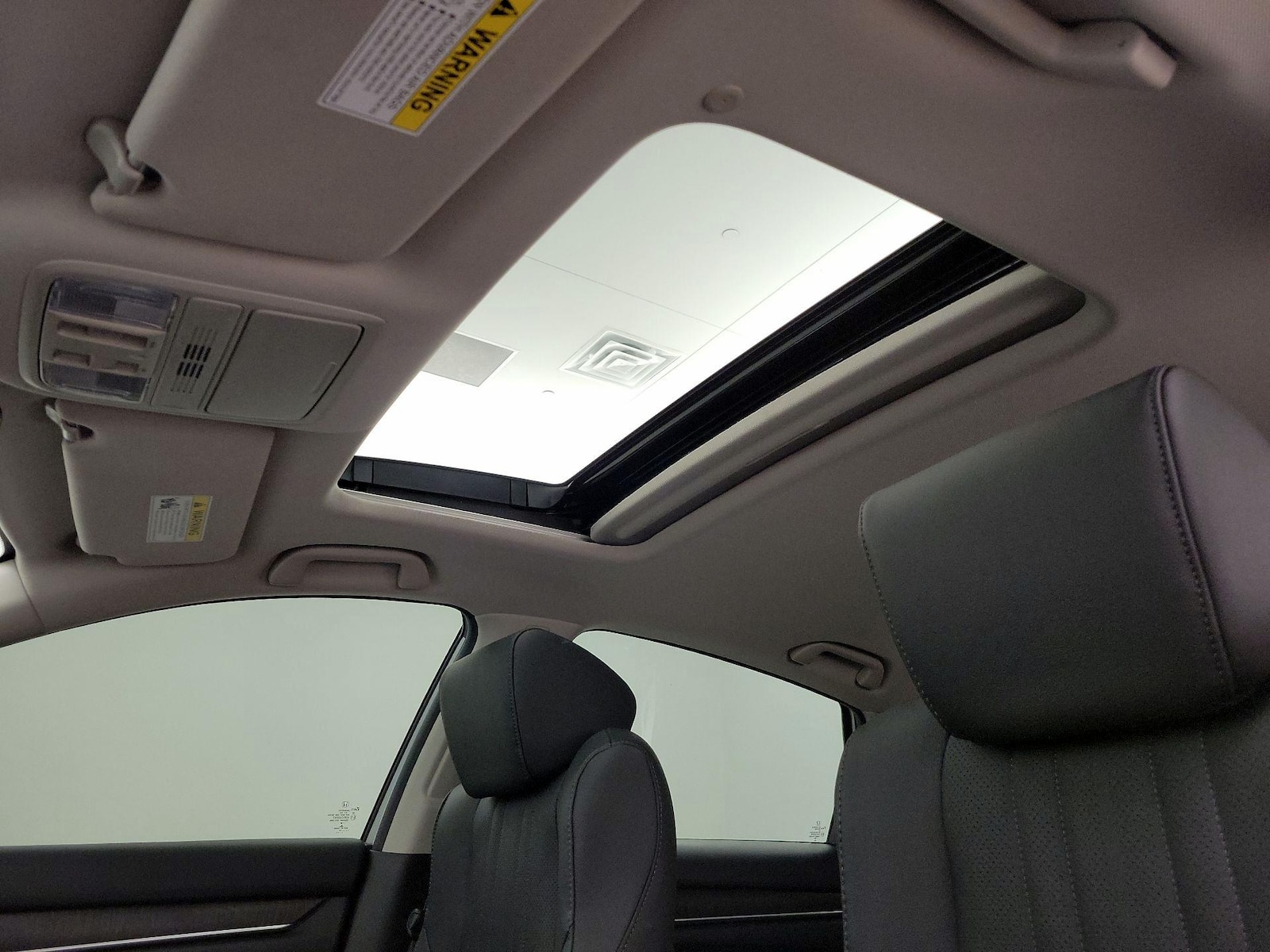 Sunroof(s) & Overhead Airbags