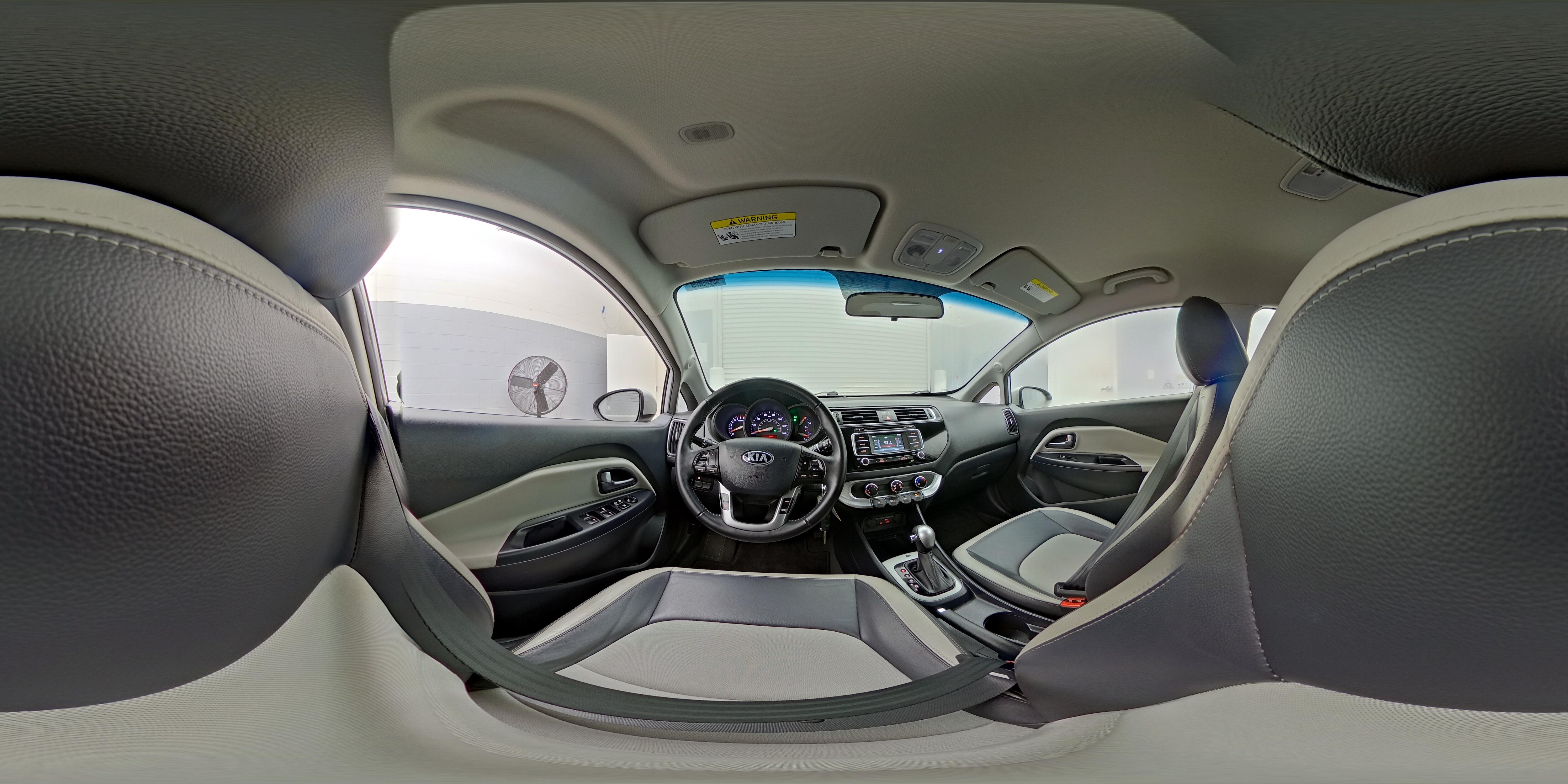 2017 Kia Rio 5-Door EX - Photo 26