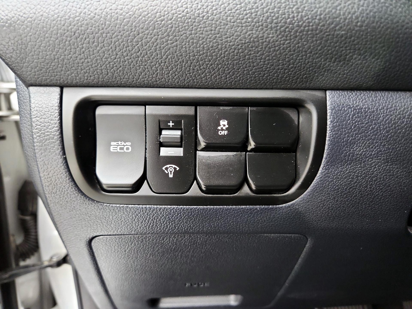 2017 Kia Rio 5-Door EX - Photo 14