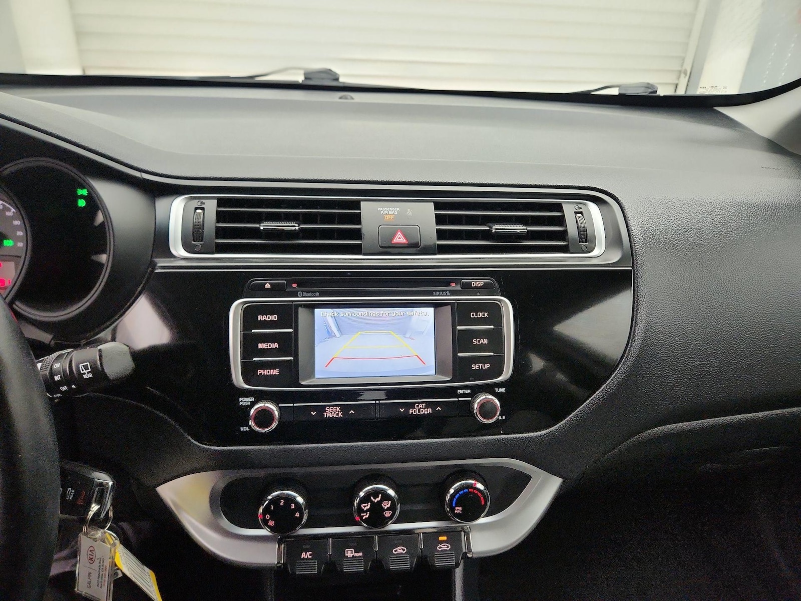 2017 Kia Rio 5-Door EX - Photo 15