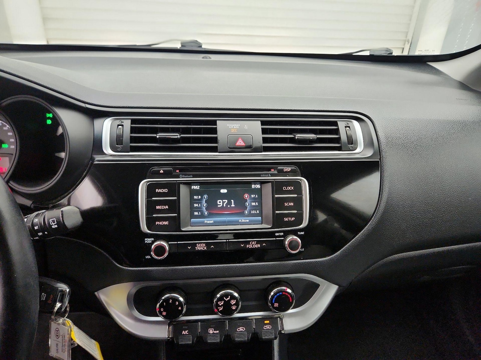 2017 Kia Rio 5-Door EX - Photo 16