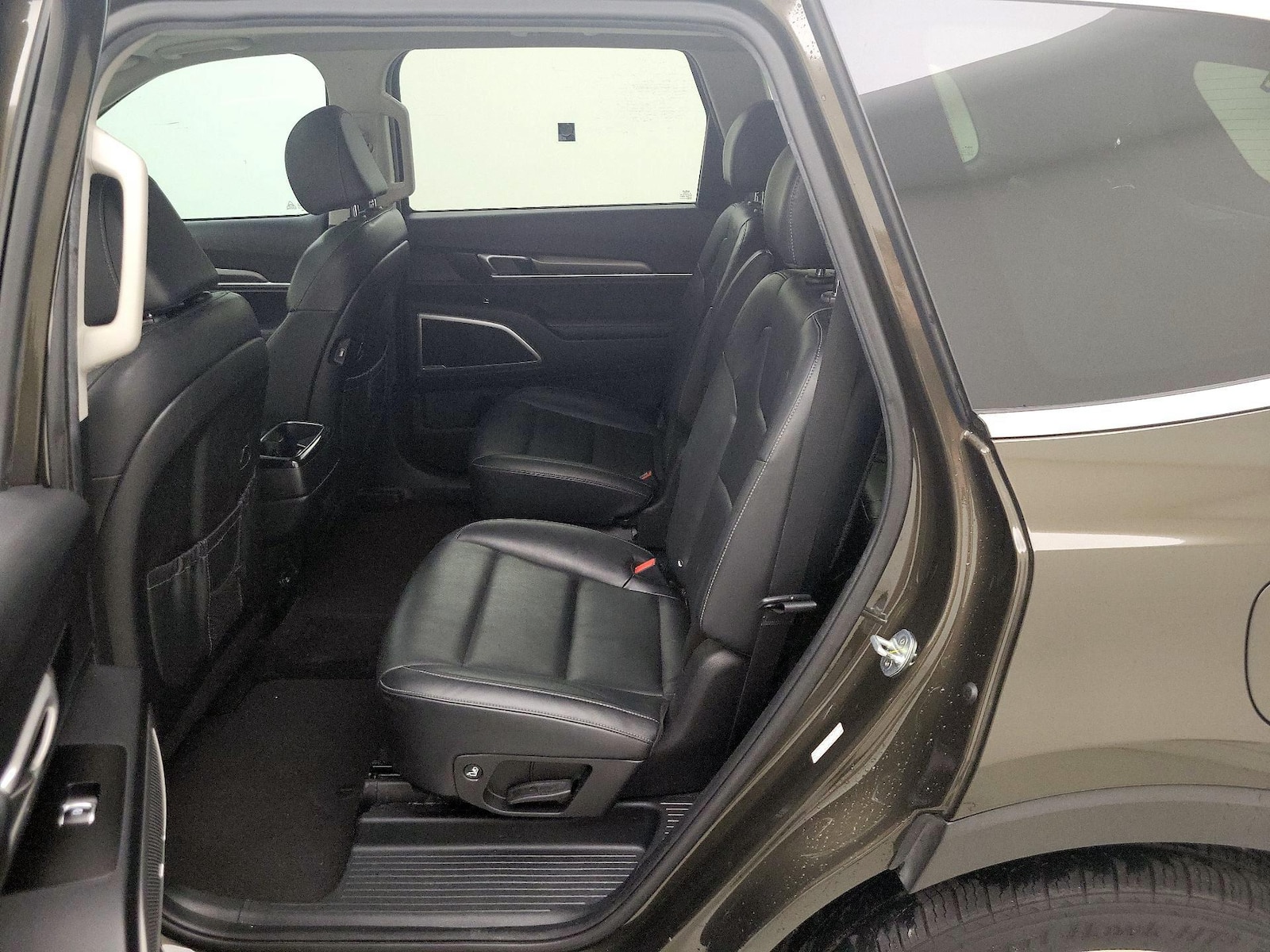 Rear Air Conditioning