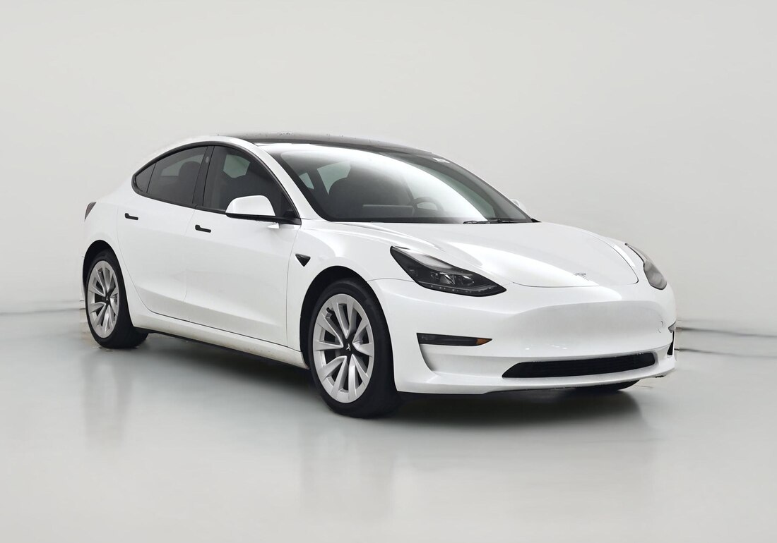 2023 Tesla Model 3 Long Range All-Wheel Drive in White — CarMax photo