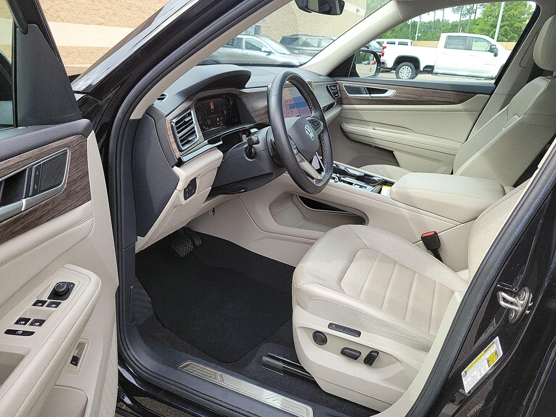 Thumbnail: 2024 Volkswagen Atlas - 9