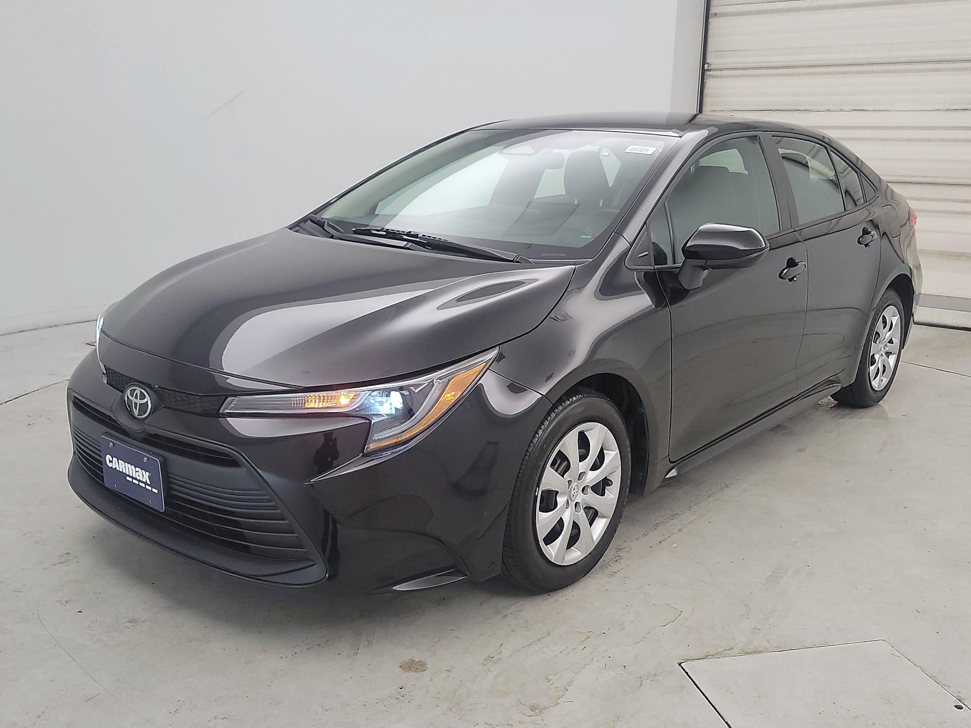 Thumbnail: 2025 Toyota Corolla - 3