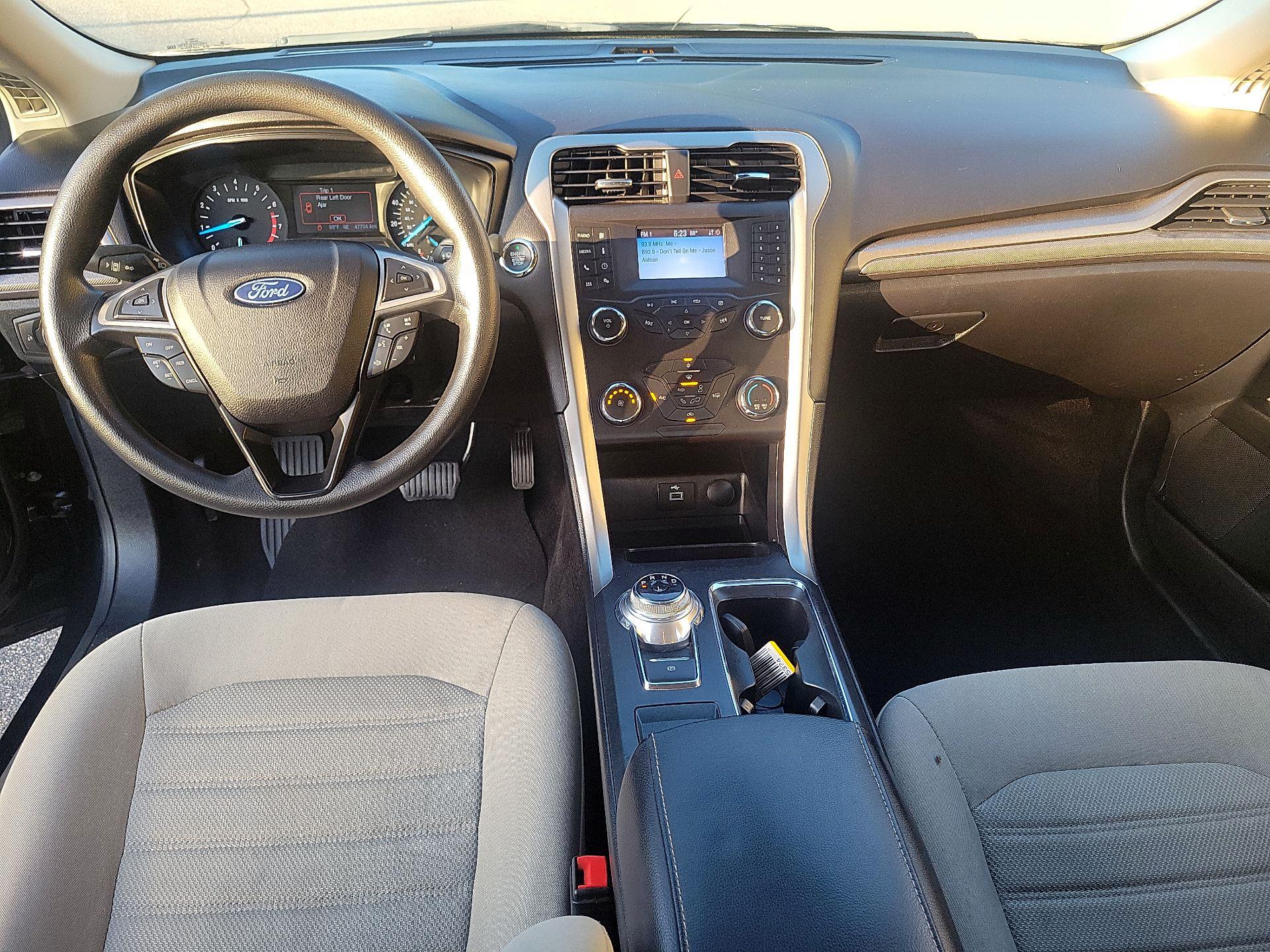 Thumbnail: 2020 Ford Fusion - 8