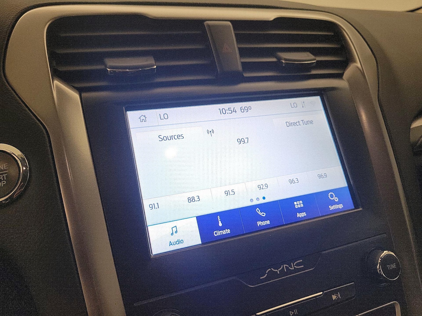 2020 Ford Fusion SE - Photo 14