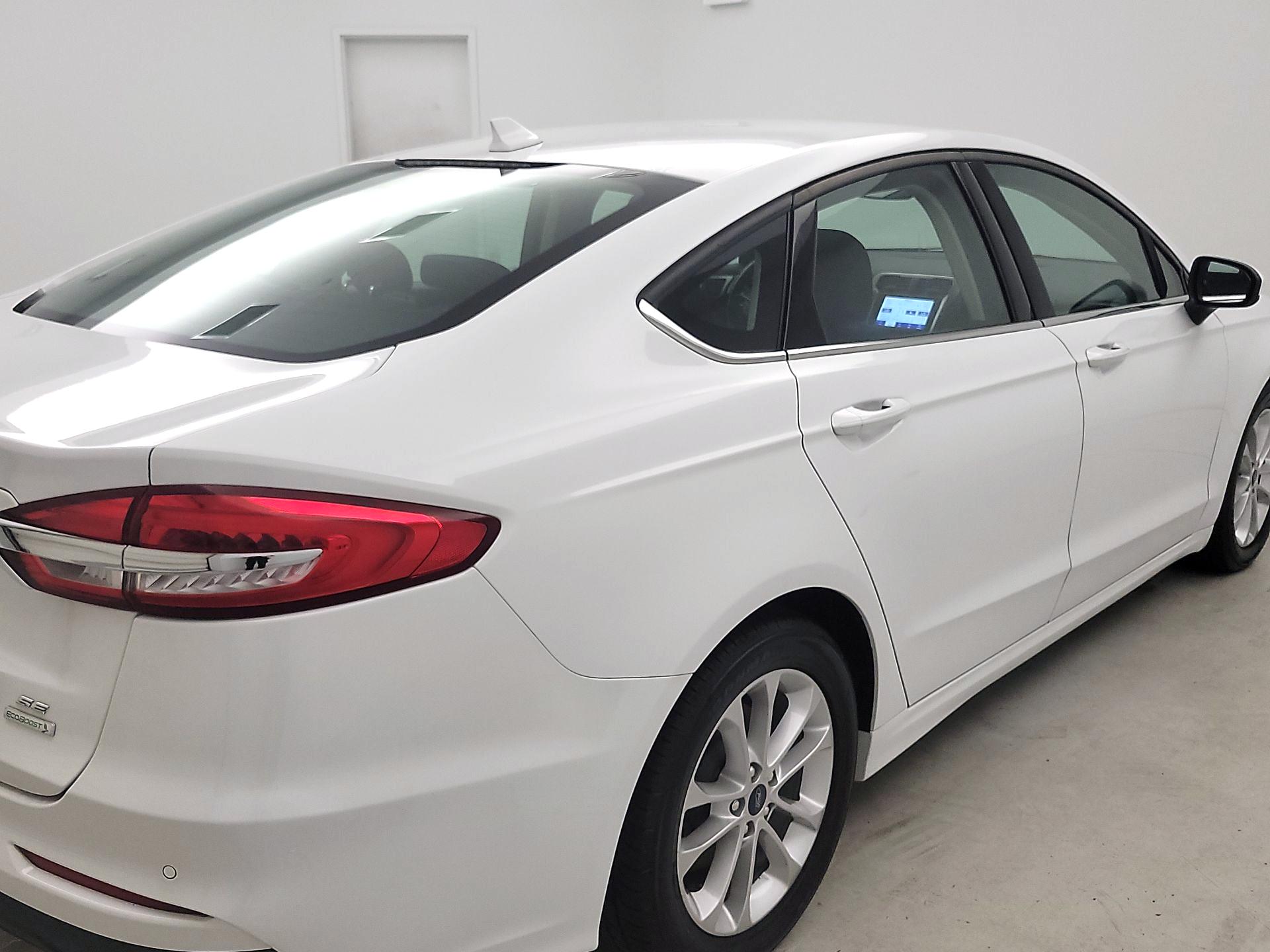 Thumbnail: 2020 Ford Fusion - 5