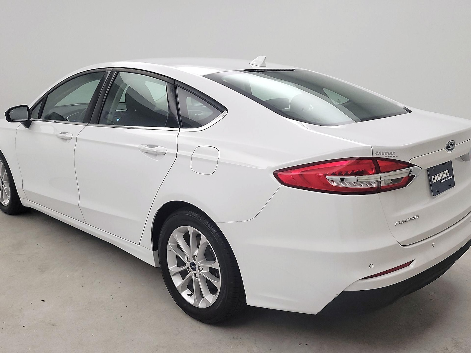 2020 Ford Fusion SE - Photo 7