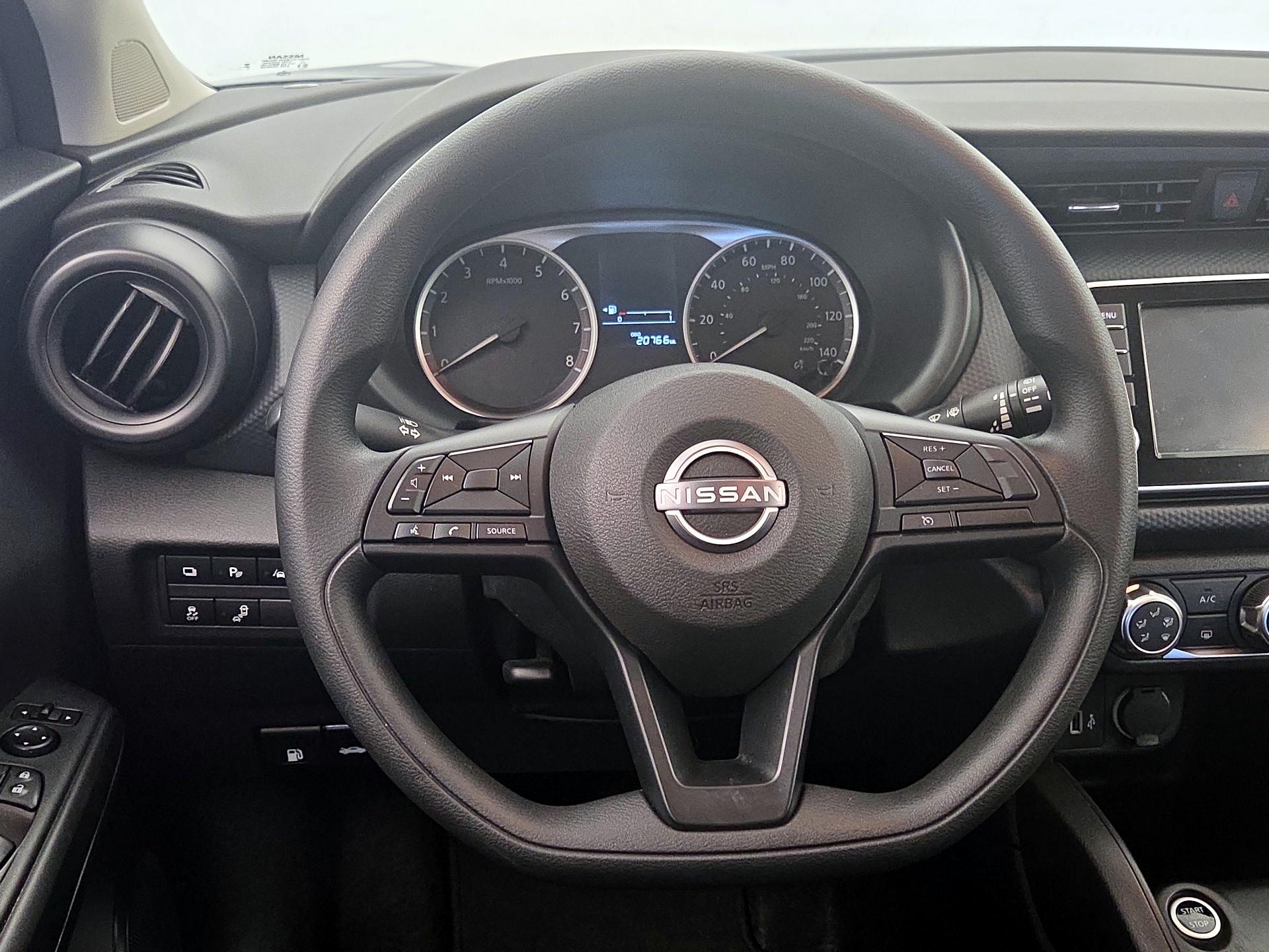Thumbnail: 2023 Nissan Kicks - 10