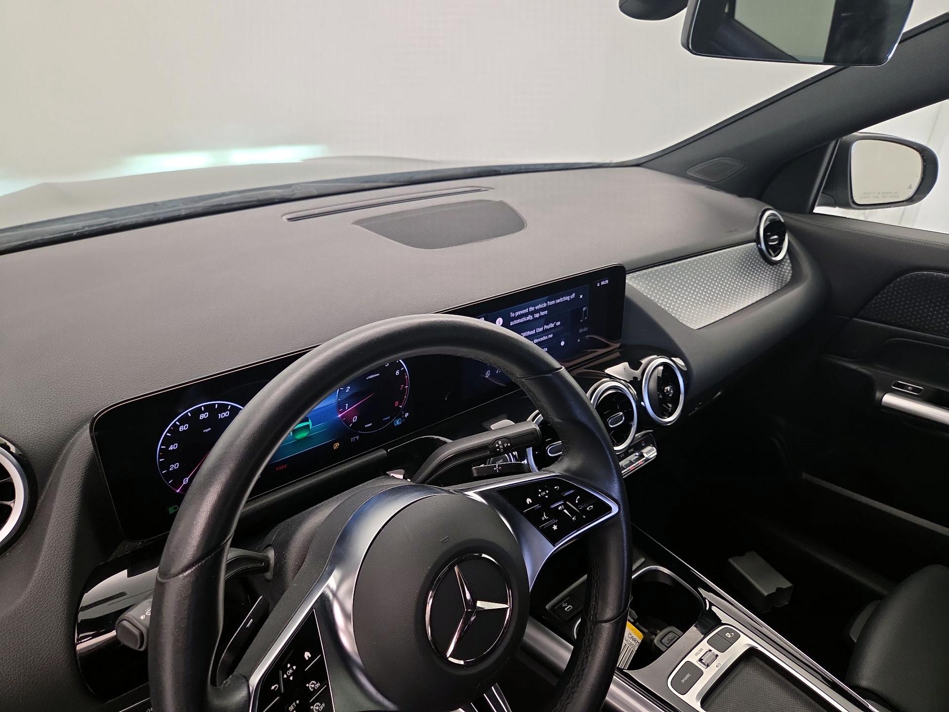 Thumbnail: 2025 Mercedes-Benz GLA - 9