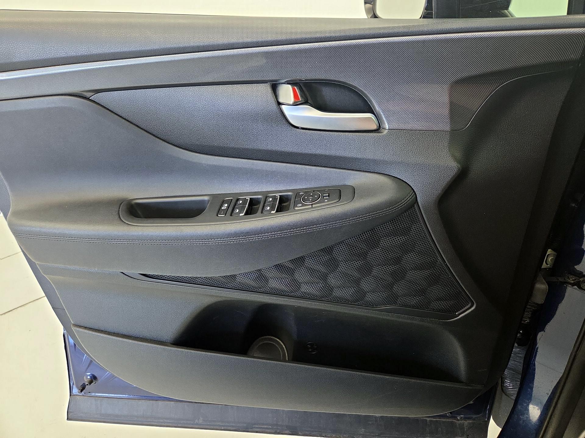 Thumbnail: 2021 Hyundai Santa Fe - 12