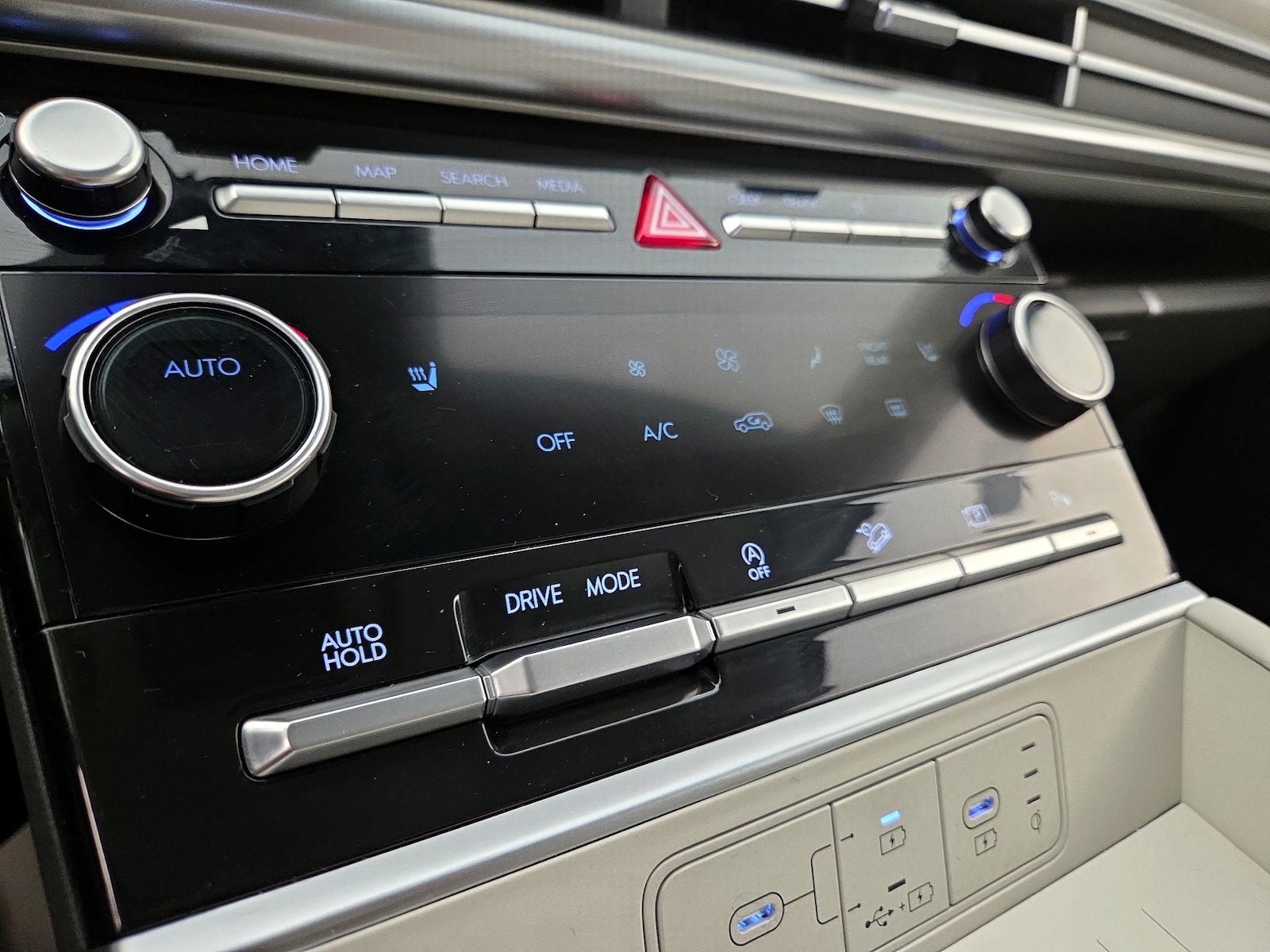 2024 Hyundai Santa Fe SEL - Photo 17