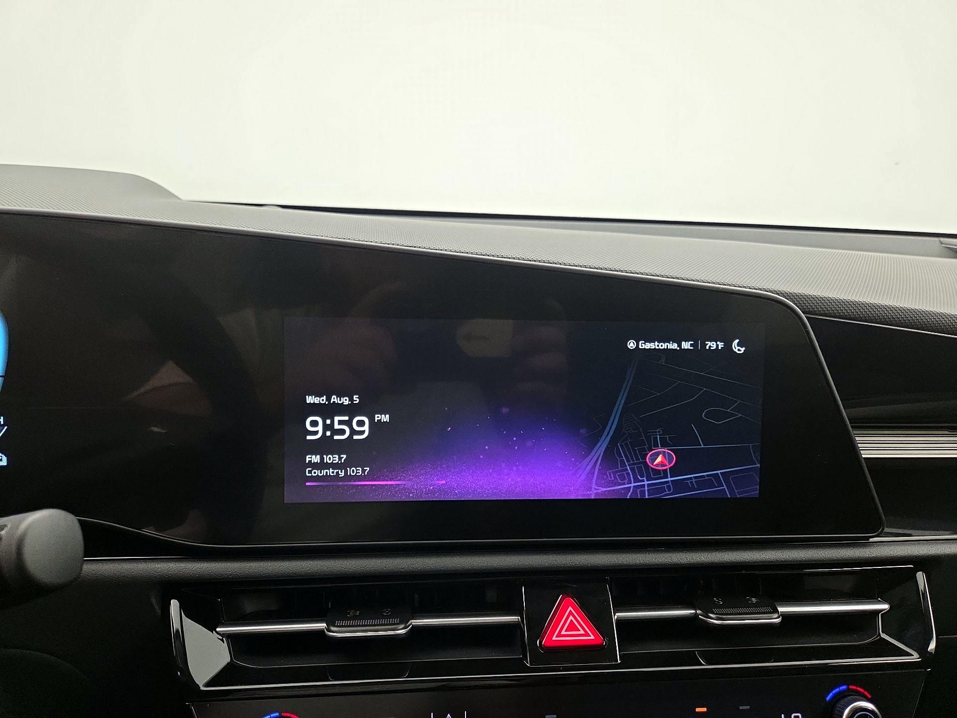 Thumbnail: 2026 Kia Niro - 15