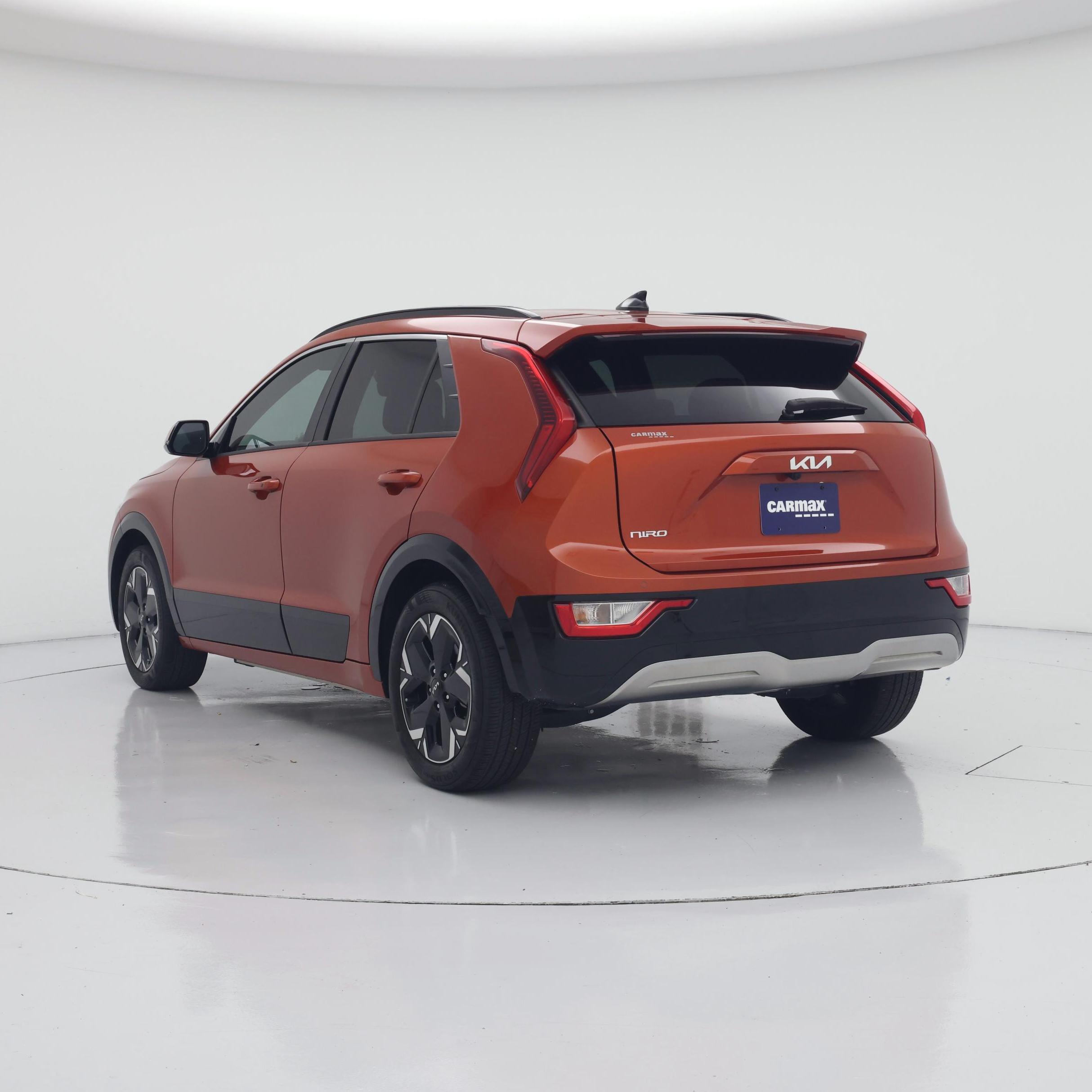 Thumbnail: 2023 Kia Niro - 2