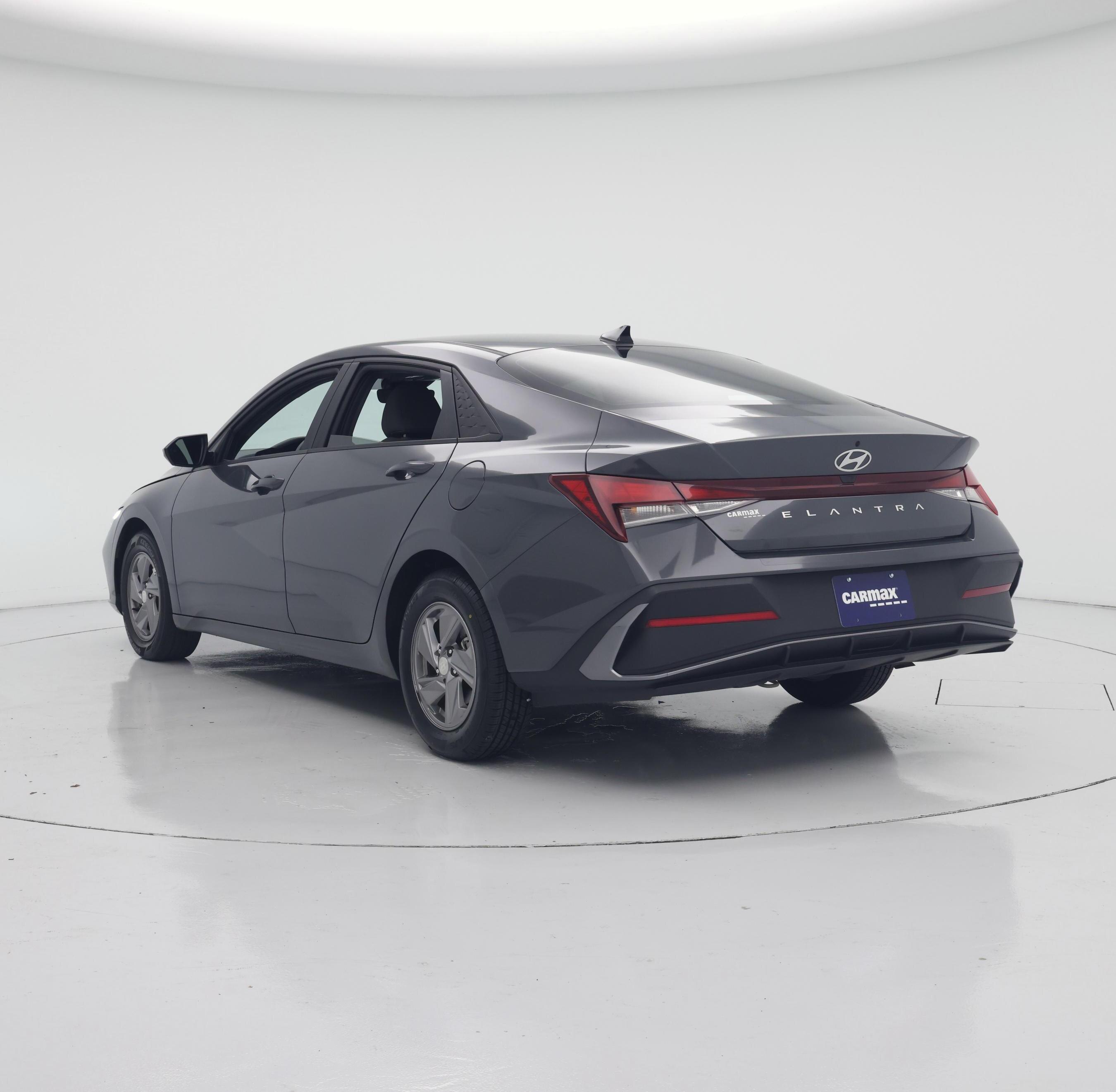 Thumbnail: 2024 Hyundai Elantra - 2