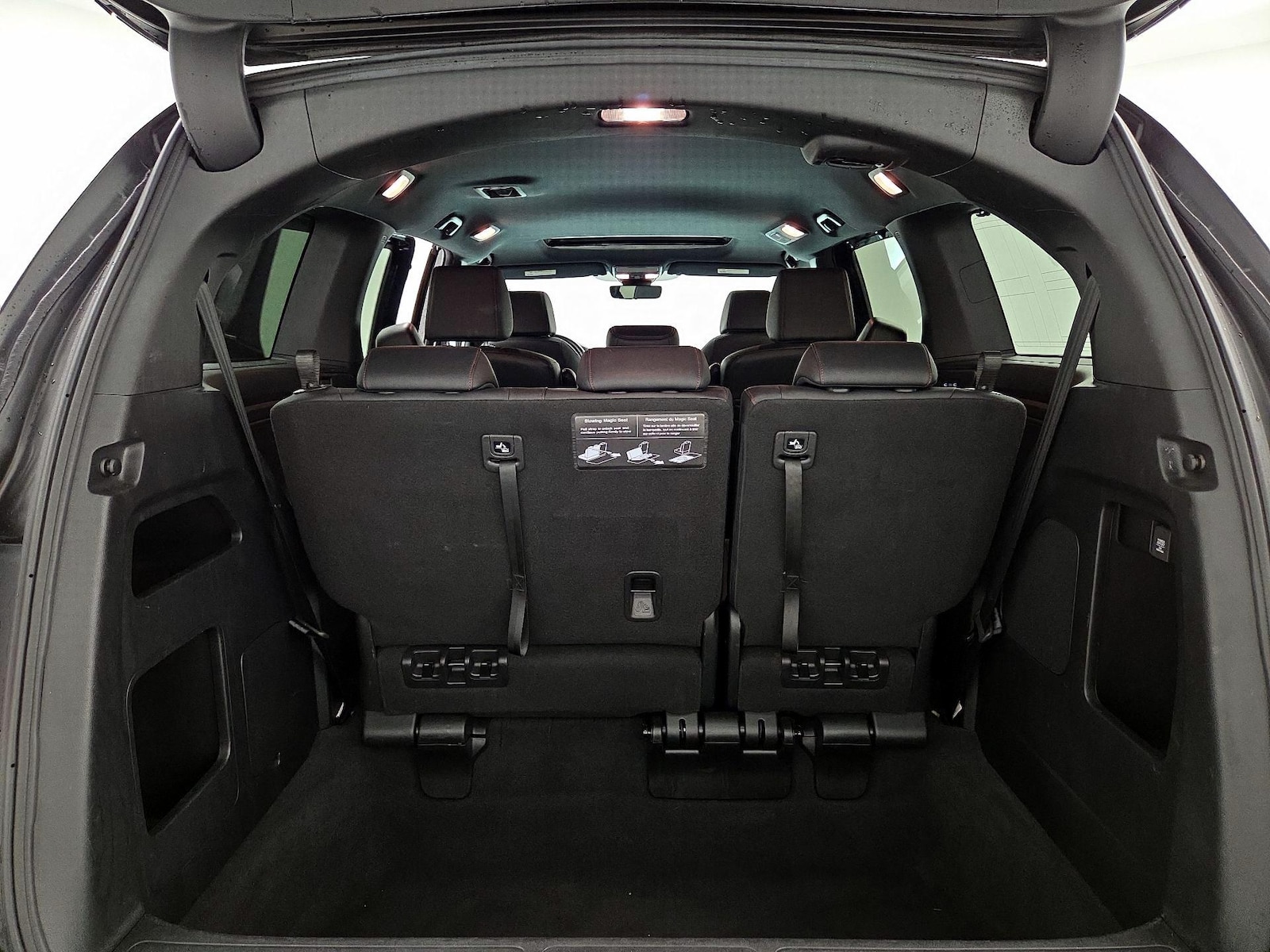 2025 Honda Odyssey Sport L - Photo 23