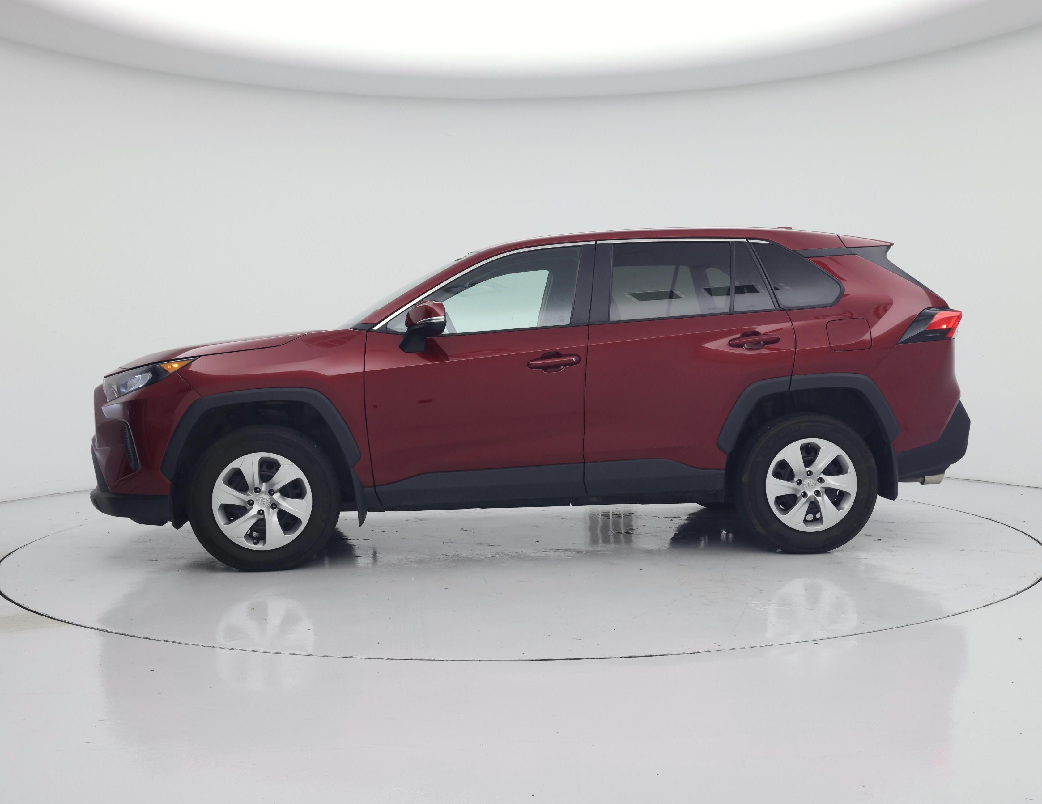 Thumbnail: 2022 Toyota RAV4 - 3