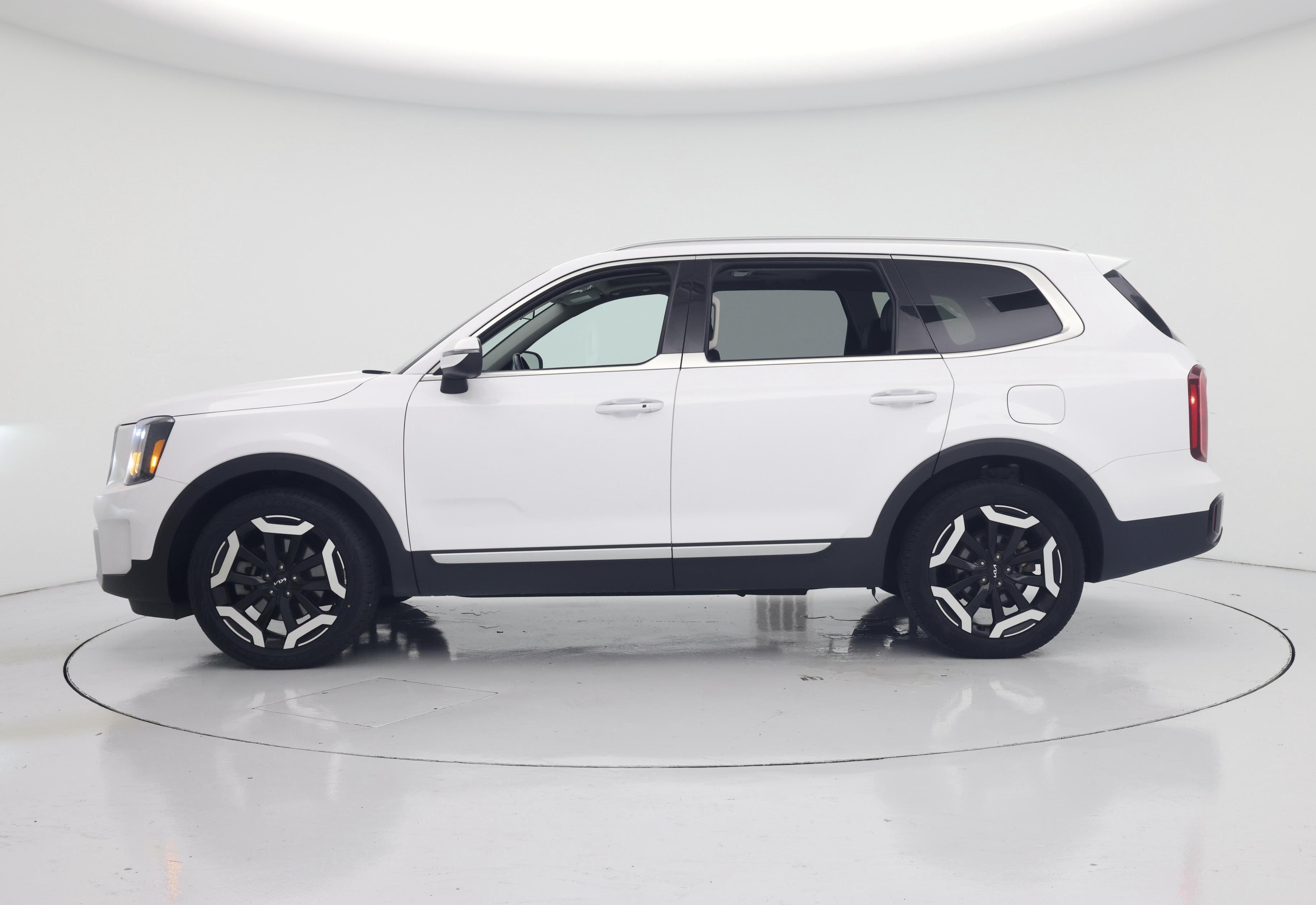 Thumbnail: 2025 Kia Telluride - 3