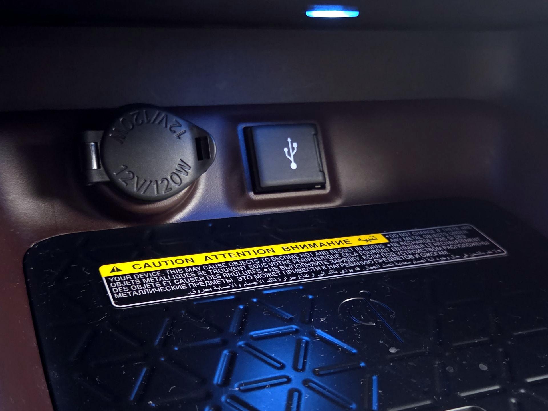 Thumbnail: 2021 Toyota RAV4 - 18