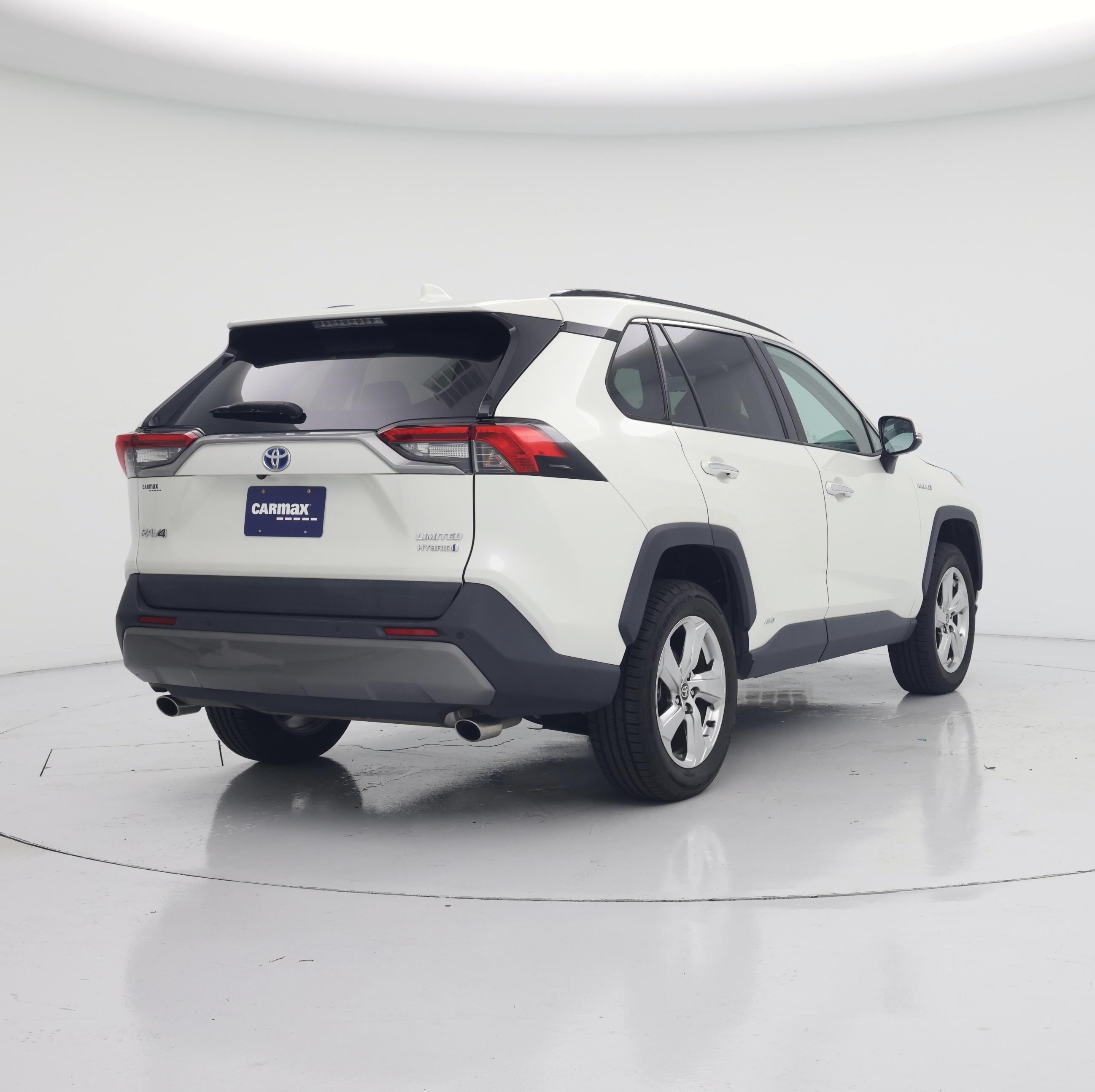 Thumbnail: 2021 Toyota RAV4 - 8