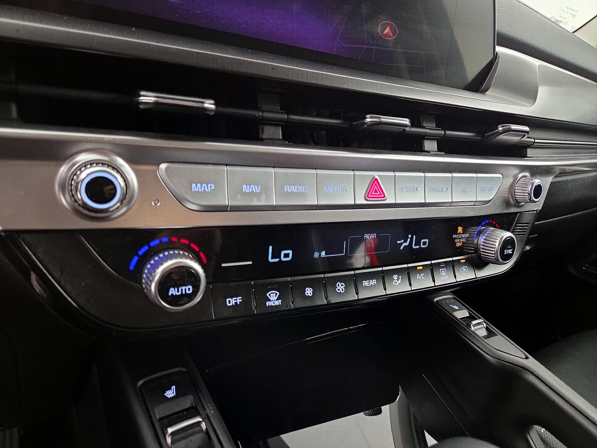 Thumbnail: 2025 Kia Telluride - 16