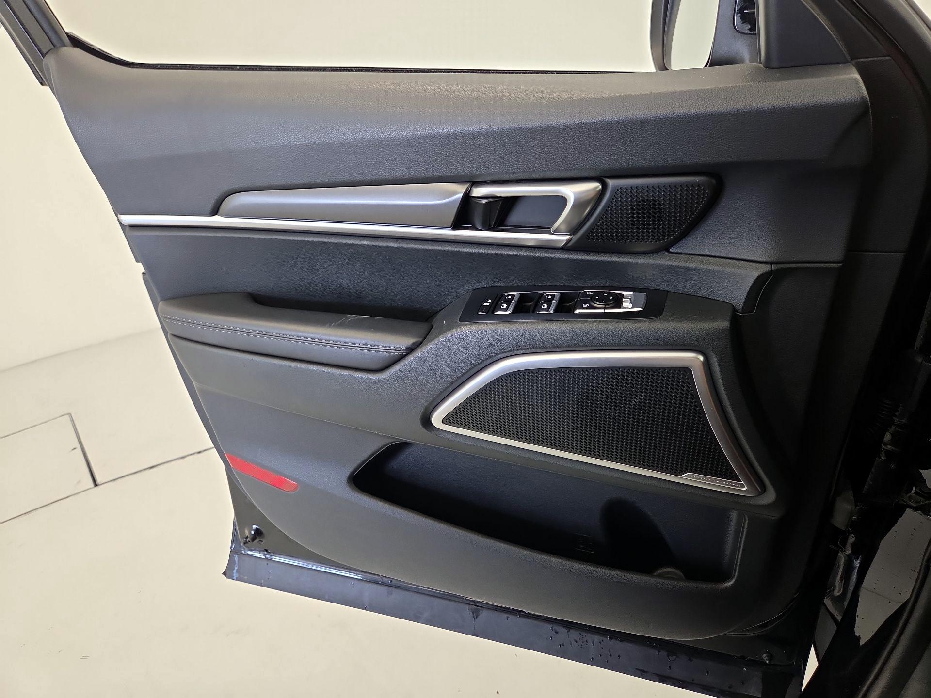 Thumbnail: 2025 Kia Telluride - 12