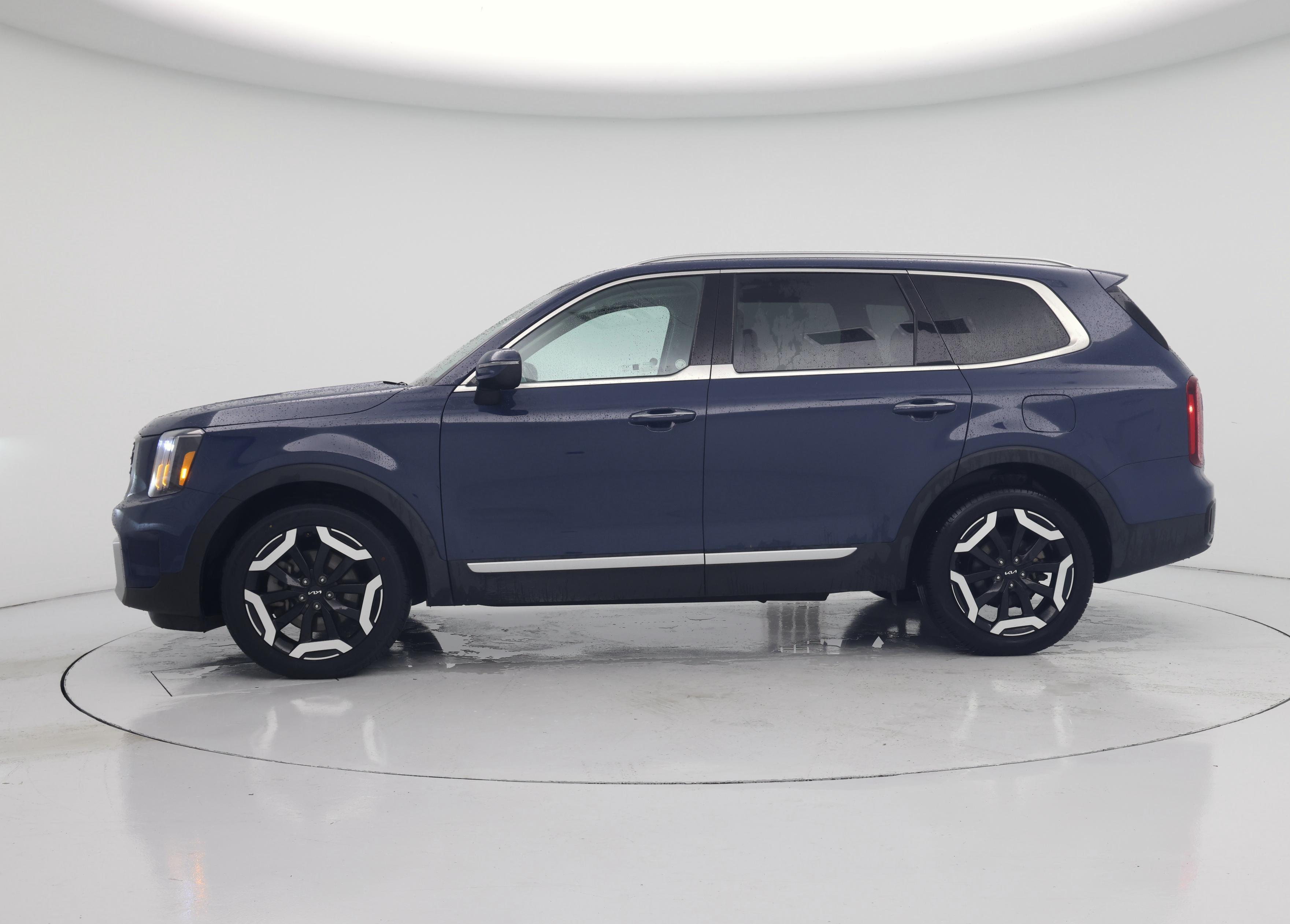 Thumbnail: 2025 Kia Telluride - 3