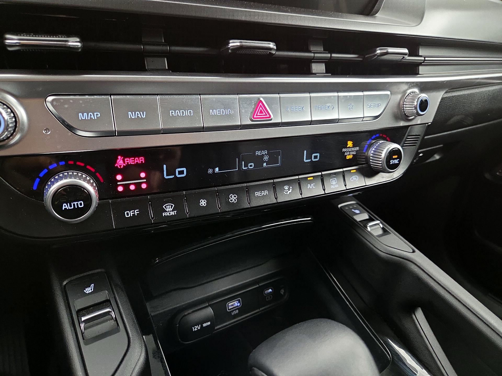 Thumbnail: 2025 Kia Telluride - 17