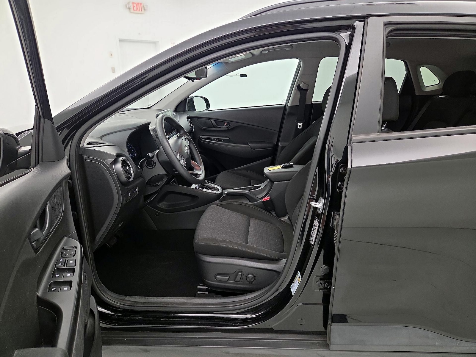 2023 Hyundai Kona SEL - Photo 12