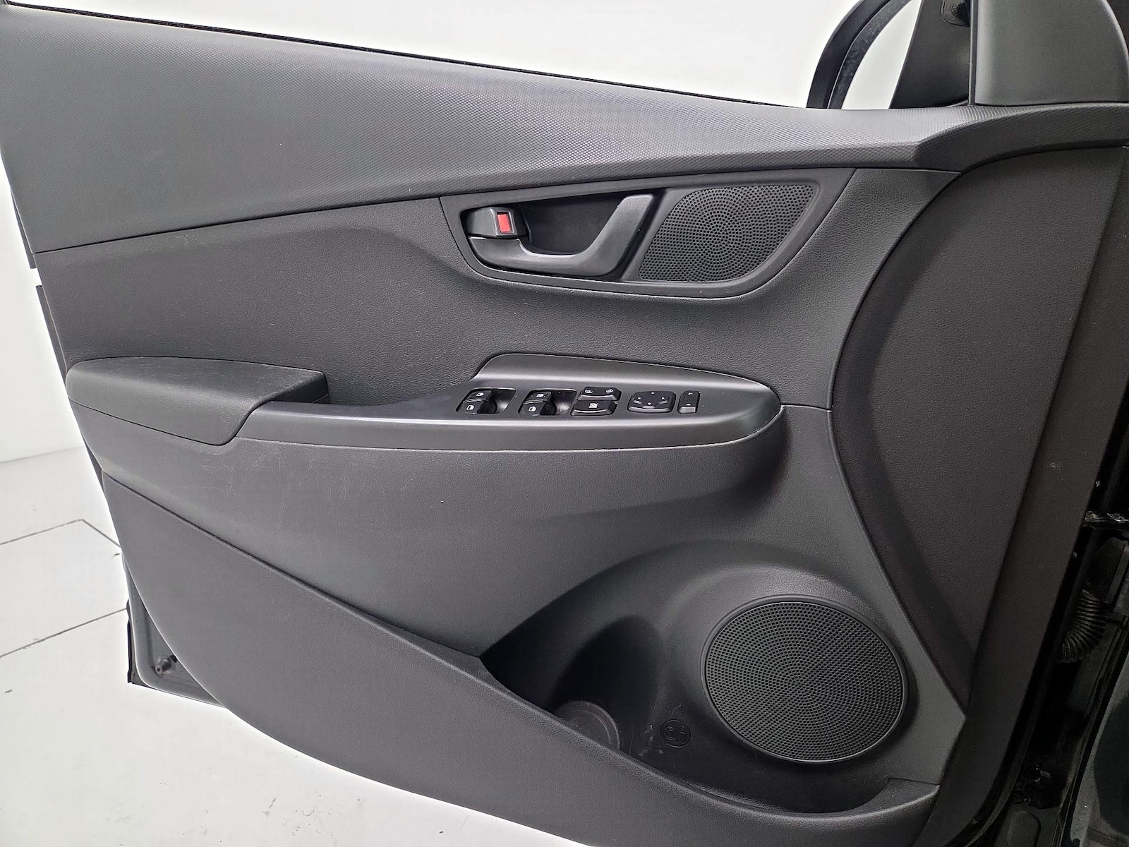 2023 Hyundai Kona SEL - Photo 13