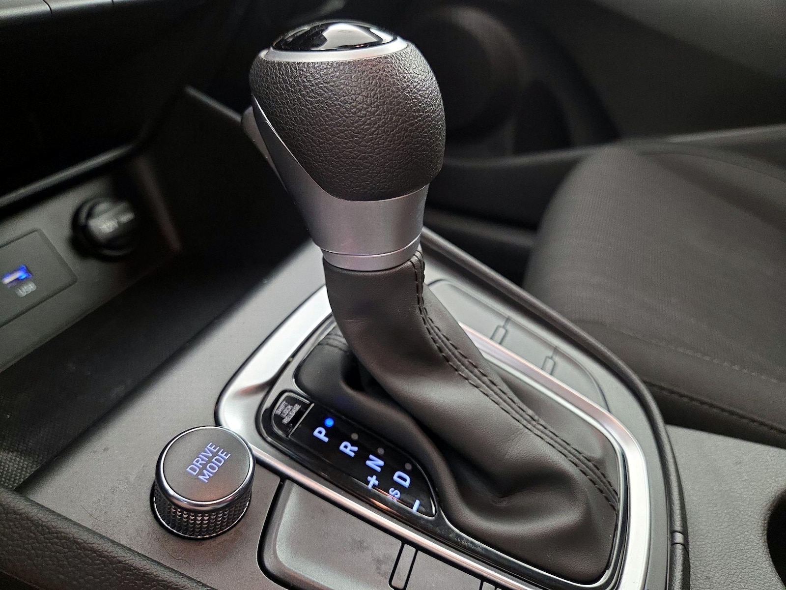 2023 Hyundai Kona SEL - Photo 18