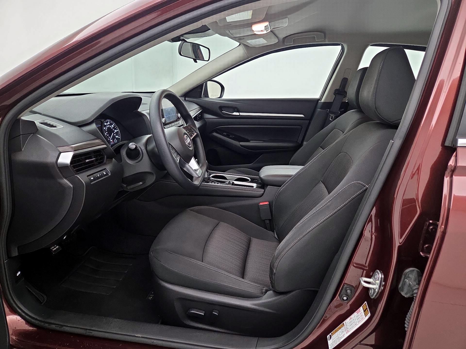 Thumbnail: 2023 Nissan Altima - 11