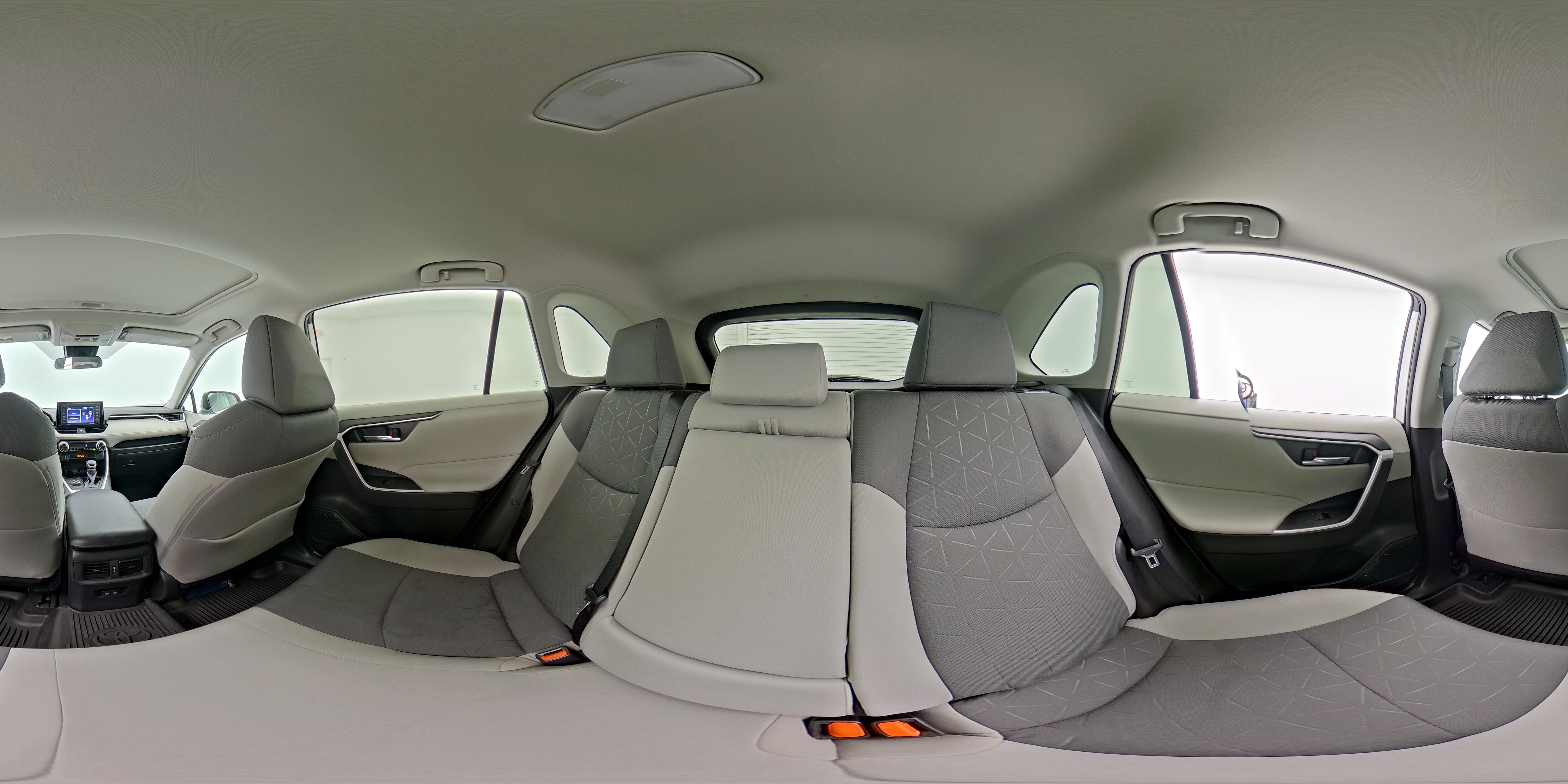 2022 Toyota RAV4 XLE - Photo 26