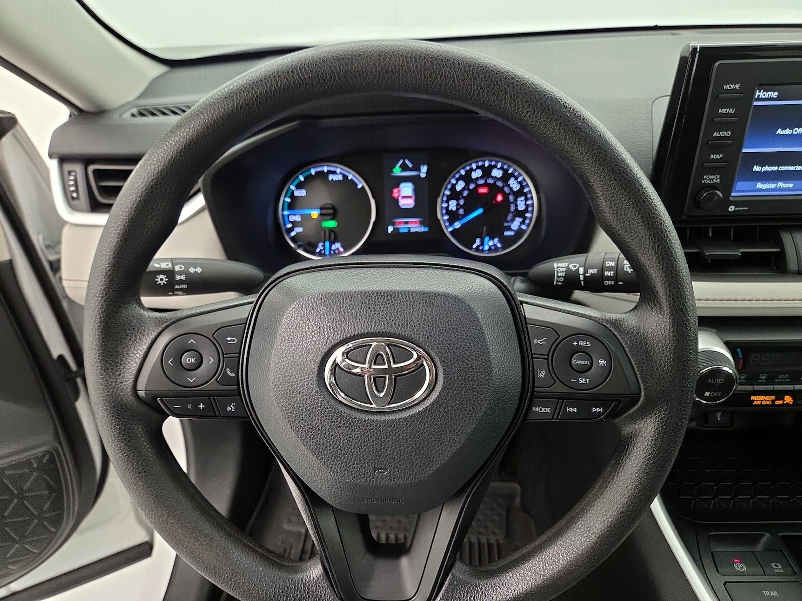 2022 Toyota RAV4 XLE - Photo 11