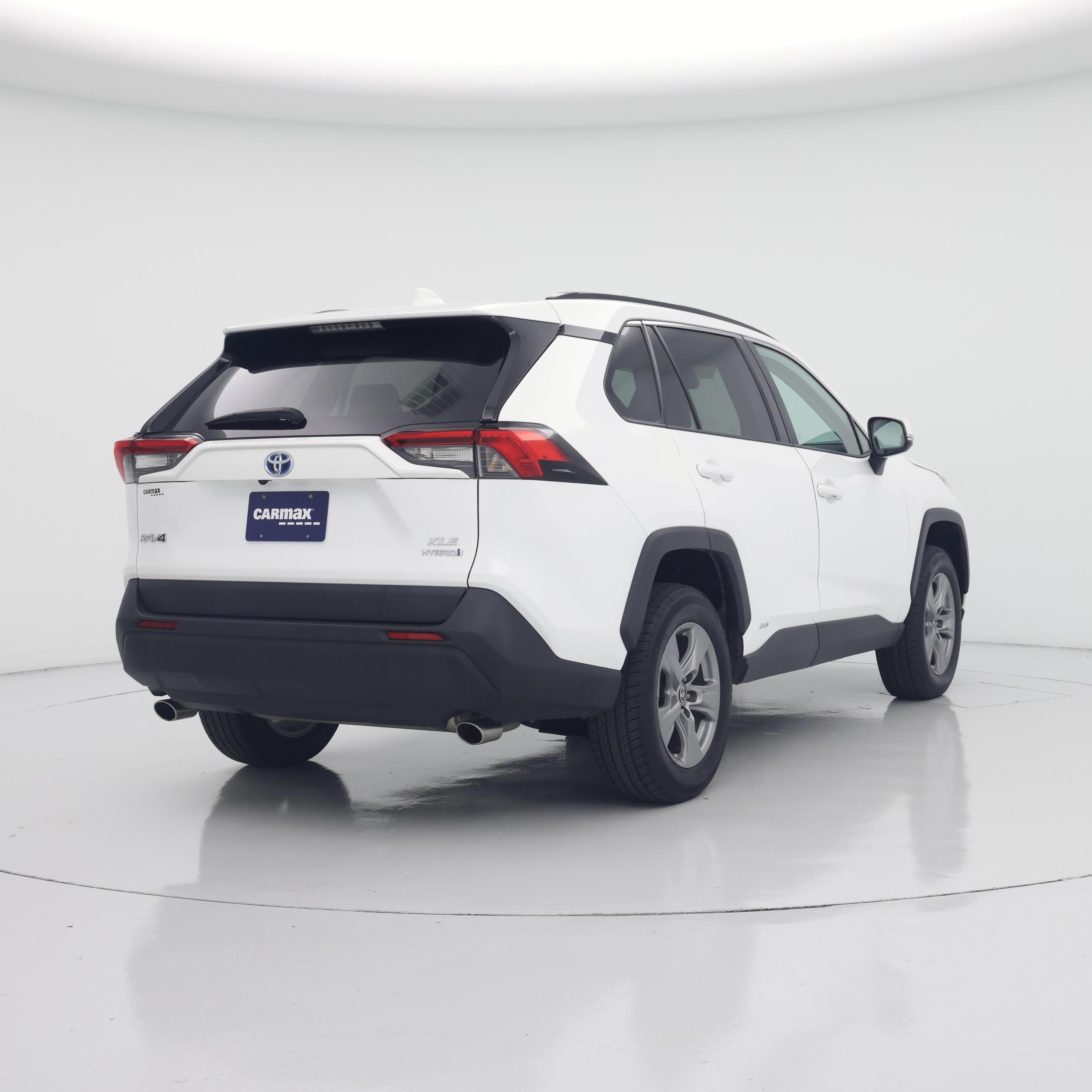 Thumbnail: 2022 Toyota RAV4 - 8