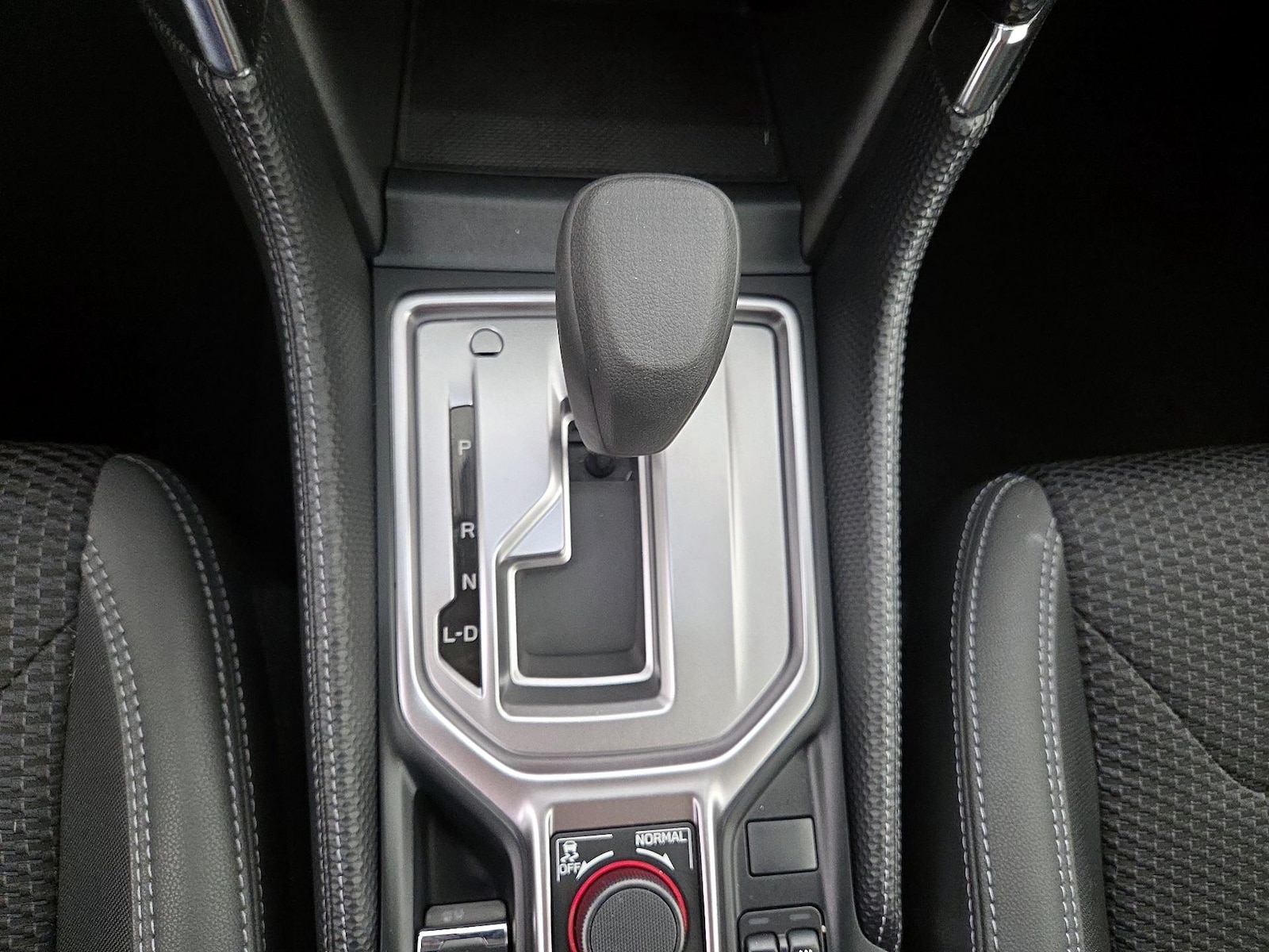 2024 Subaru Forester Premium - Photo 18