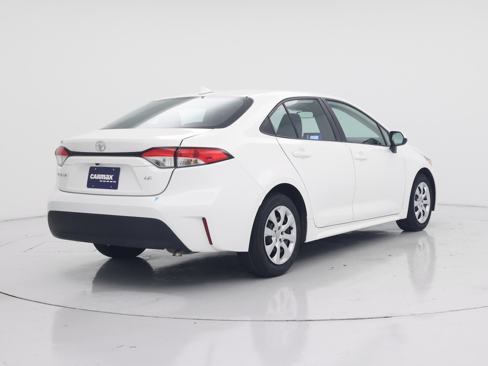 2024 Toyota Corolla LE - Photo 9