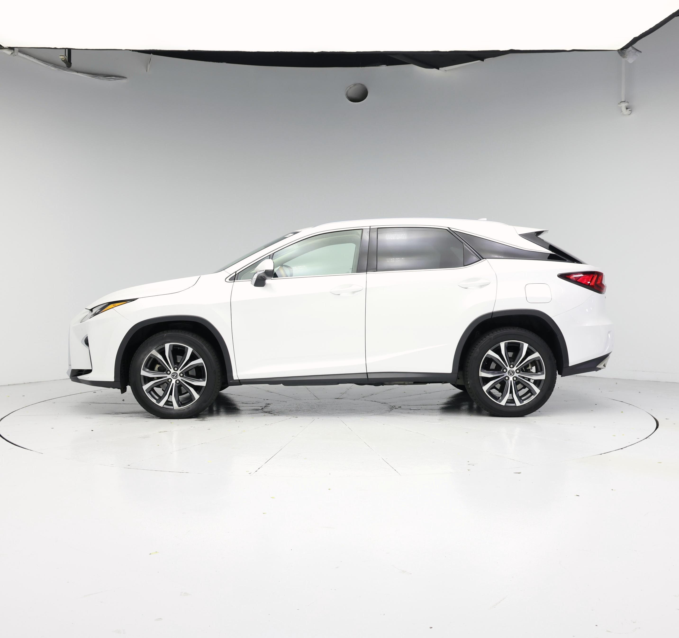 Thumbnail: 2019 Lexus RX - 3
