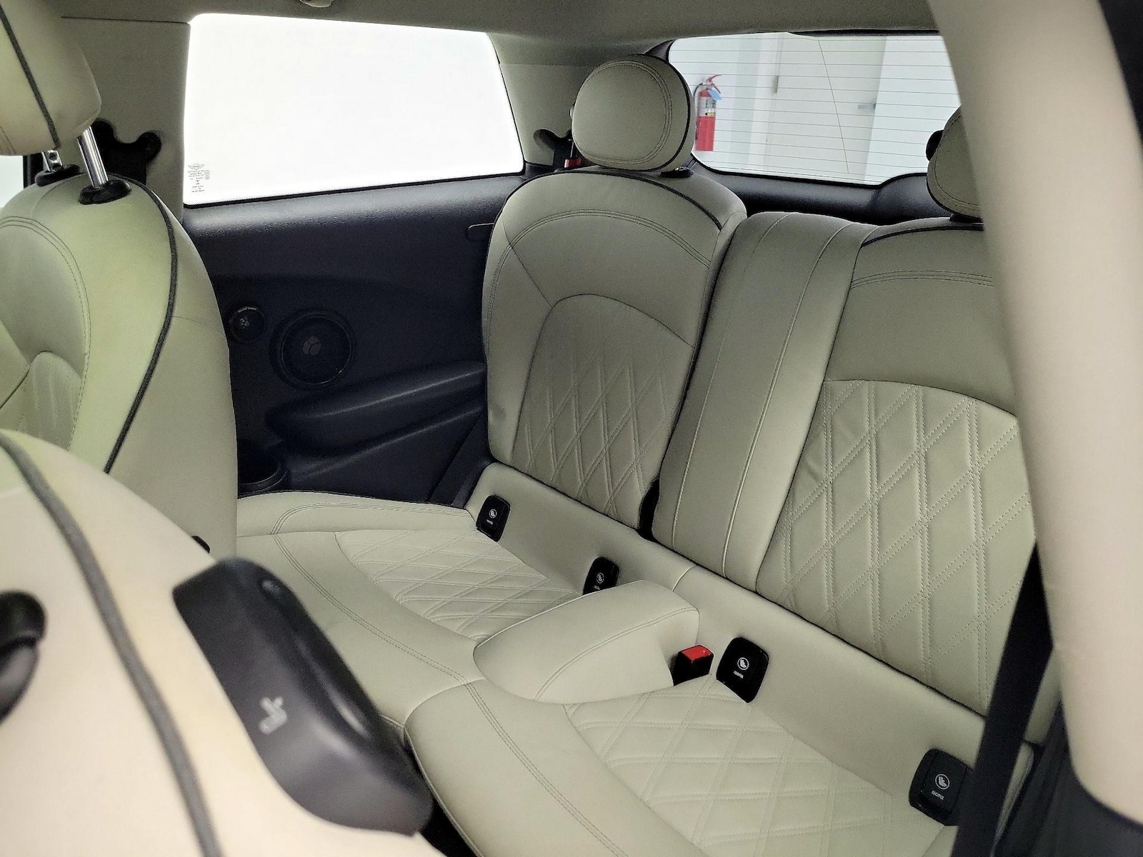 2023 MINI Hardtop 2 Door SE - Photo 22