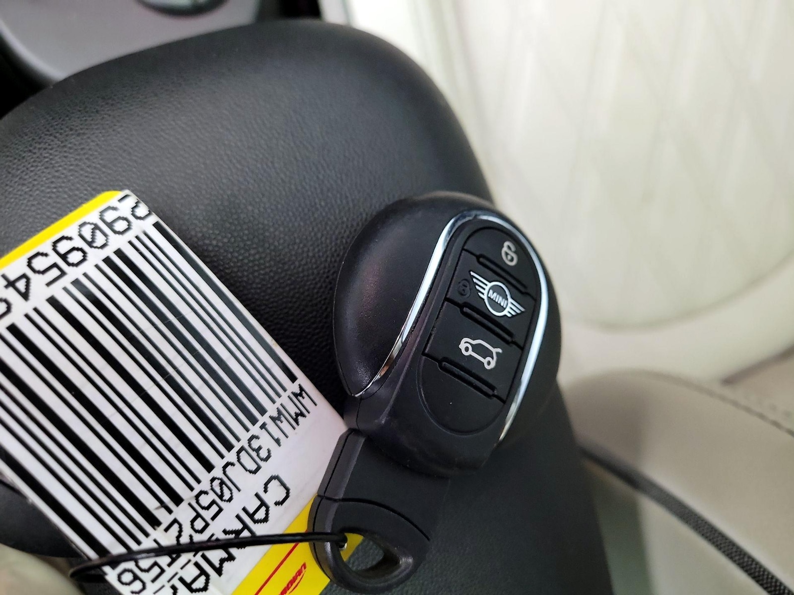 2023 MINI Hardtop 2 Door SE - Photo 25