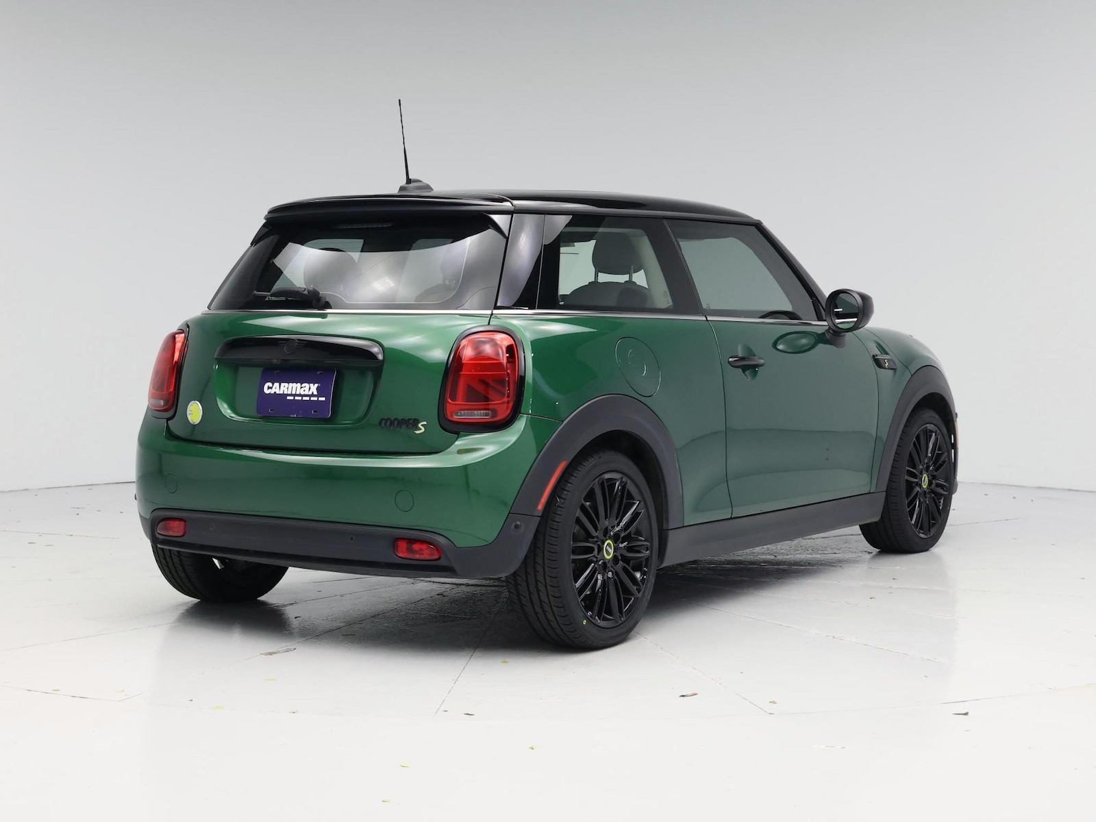 2023 MINI Hardtop 2 Door SE - Photo 9