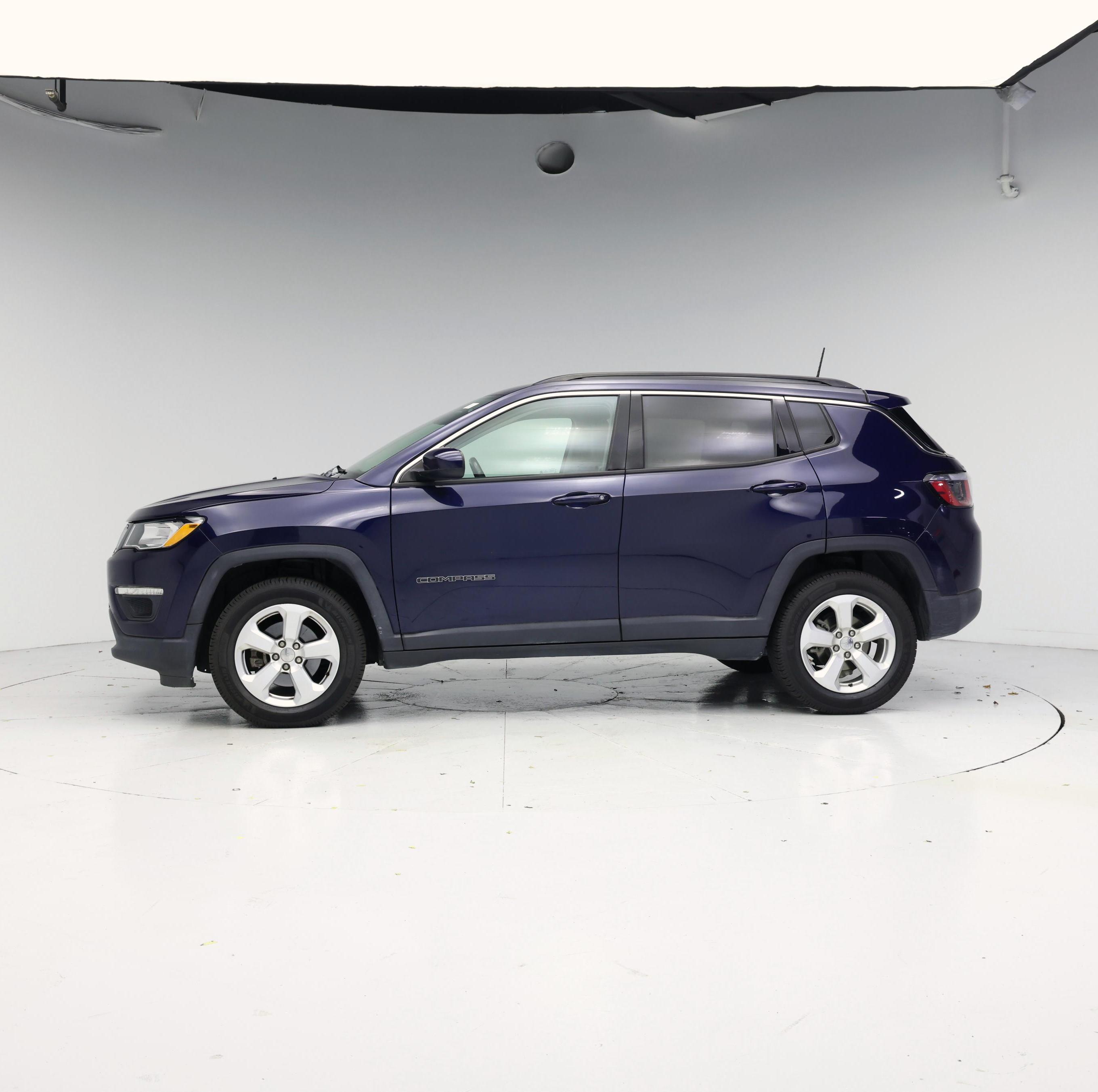 Thumbnail: 2020 Jeep Compass - 3